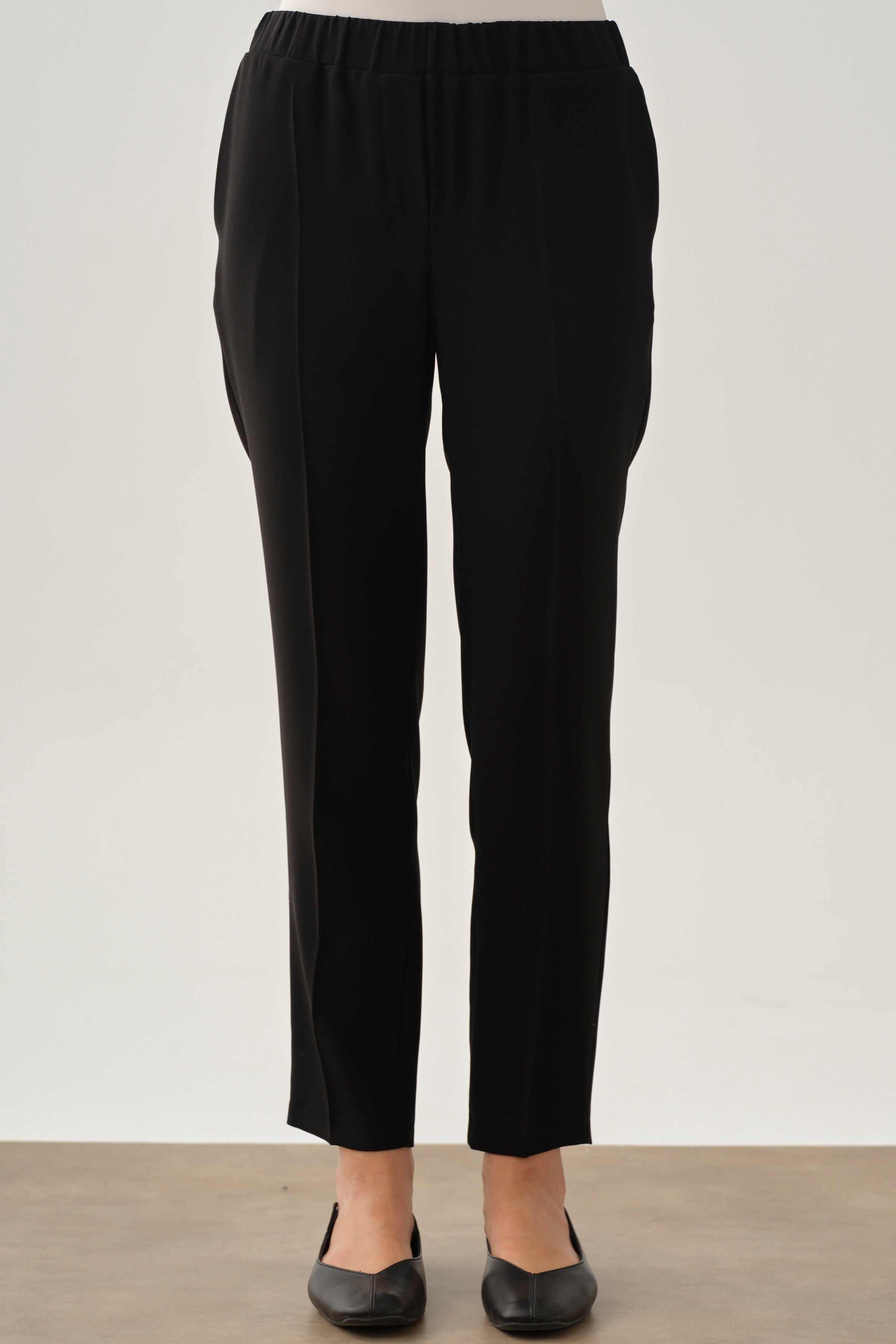 Bel Lastikli Dar Paça Pantolon - Siyah TUGBA