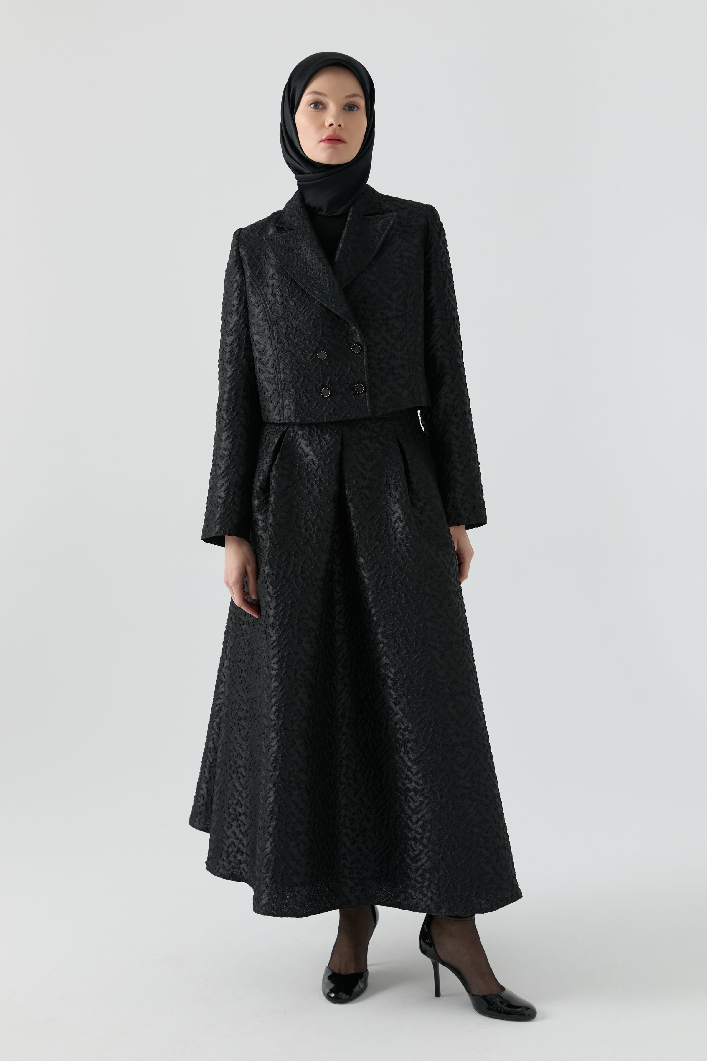 Jakarlı Etek Ceket Takım - Siyah TUGBA