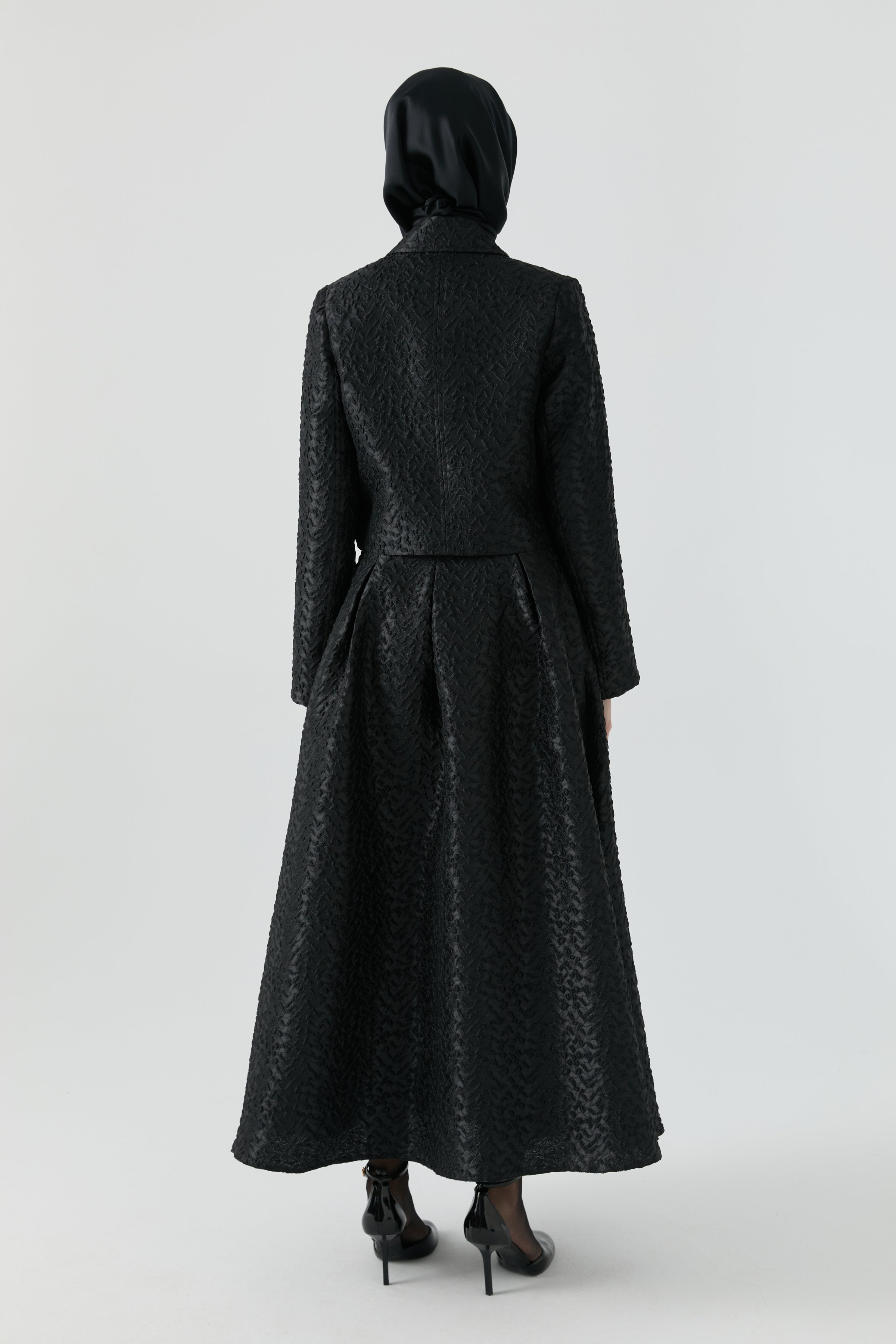 Jakarlı Etek Ceket Takım - Siyah TUGBA