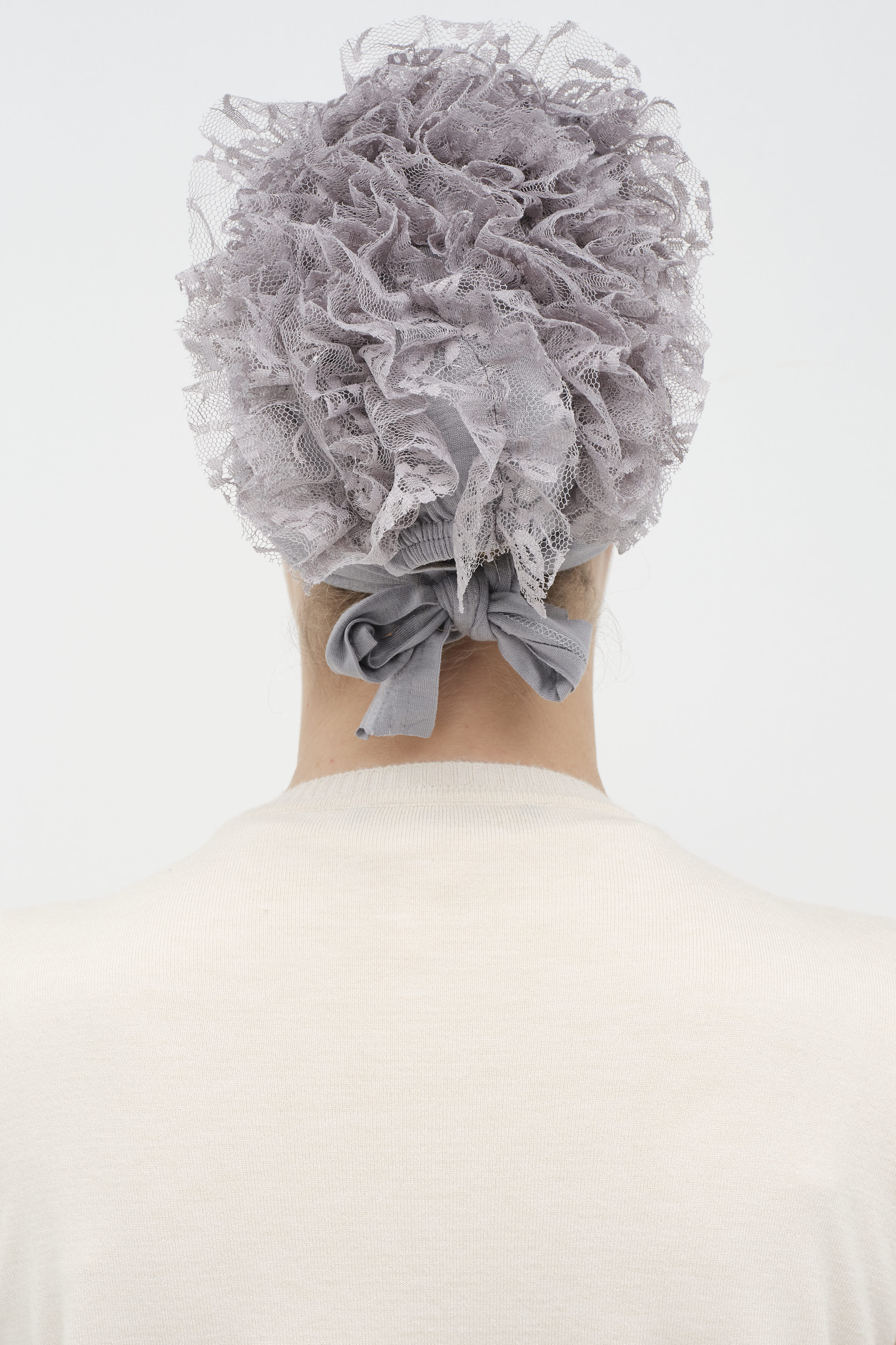 Dantelli Topuz Bone - Gri TUGBA