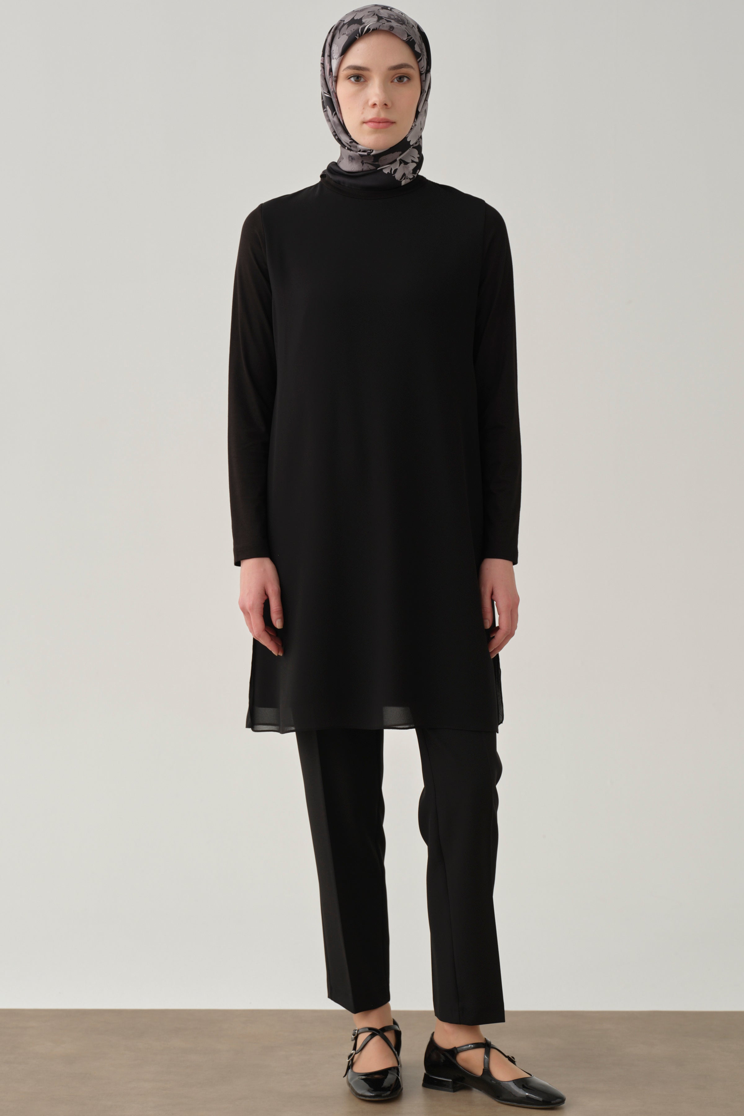 Bel Lastikli Havuç Pantolon - Siyah TUGBA