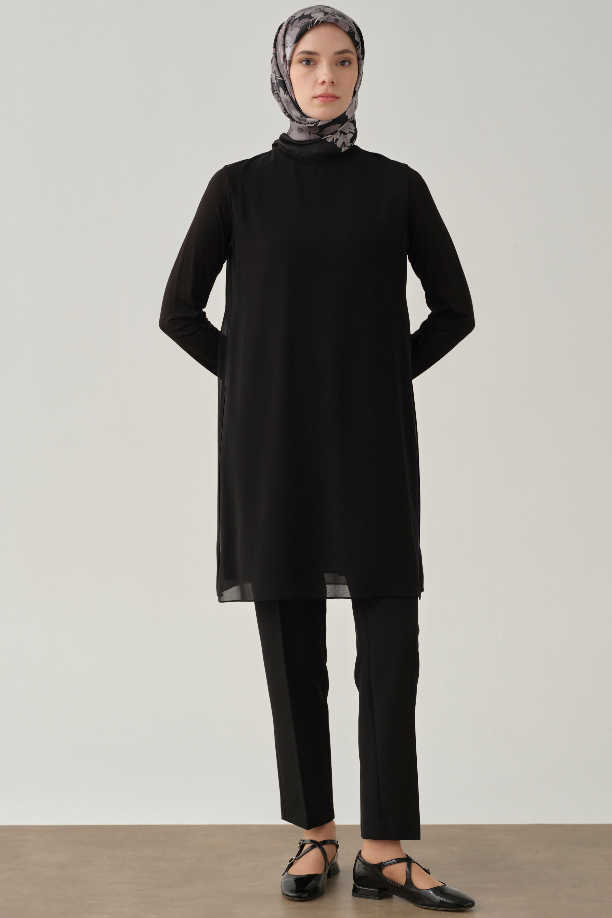 Bel Lastikli Havuç Pantolon - Siyah TUGBA