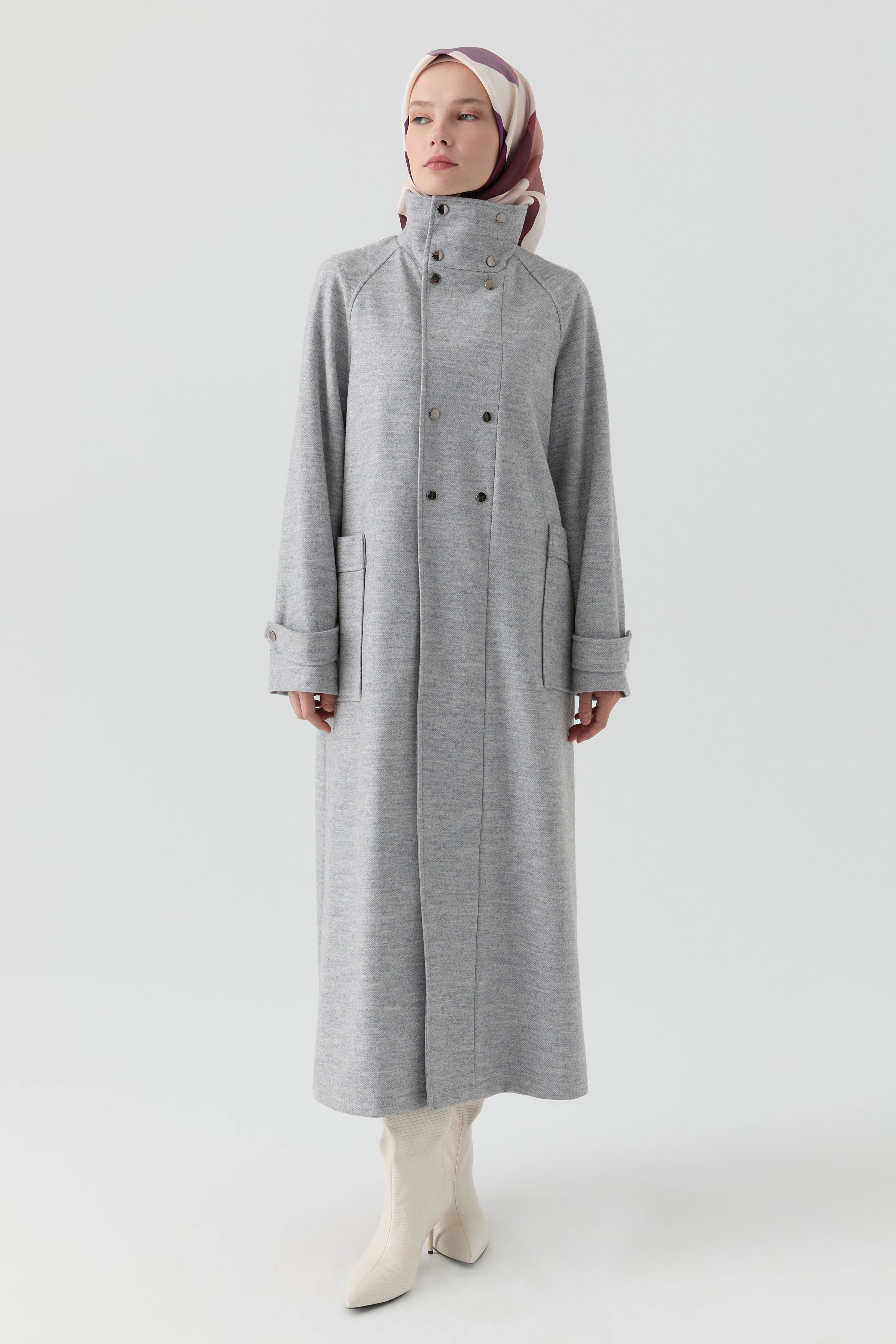 Ters Pat Kapamalı Keçe Manto - Gri TUGBA