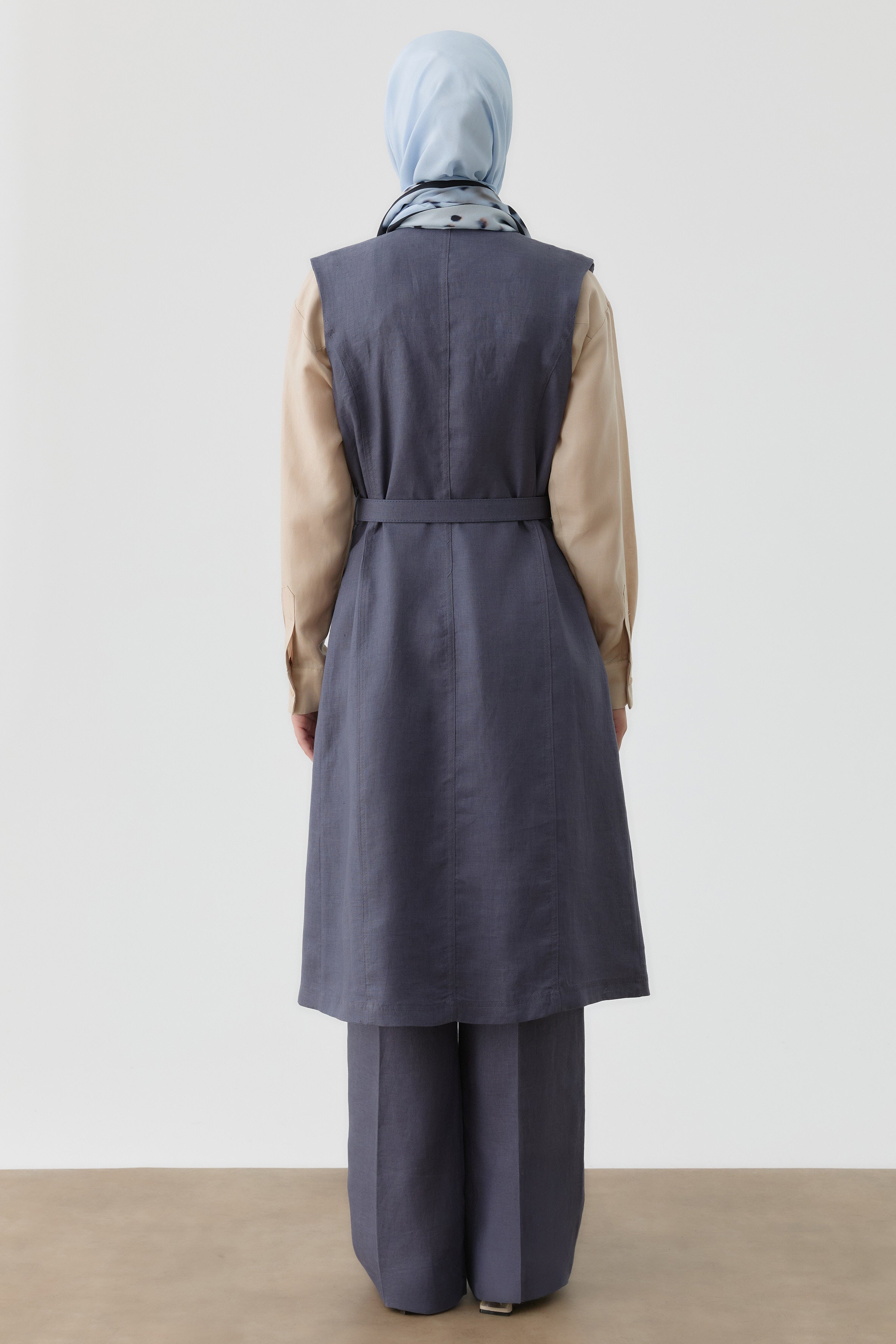 Yaka Detaylı Keten Yelek - İndigo TUGBA