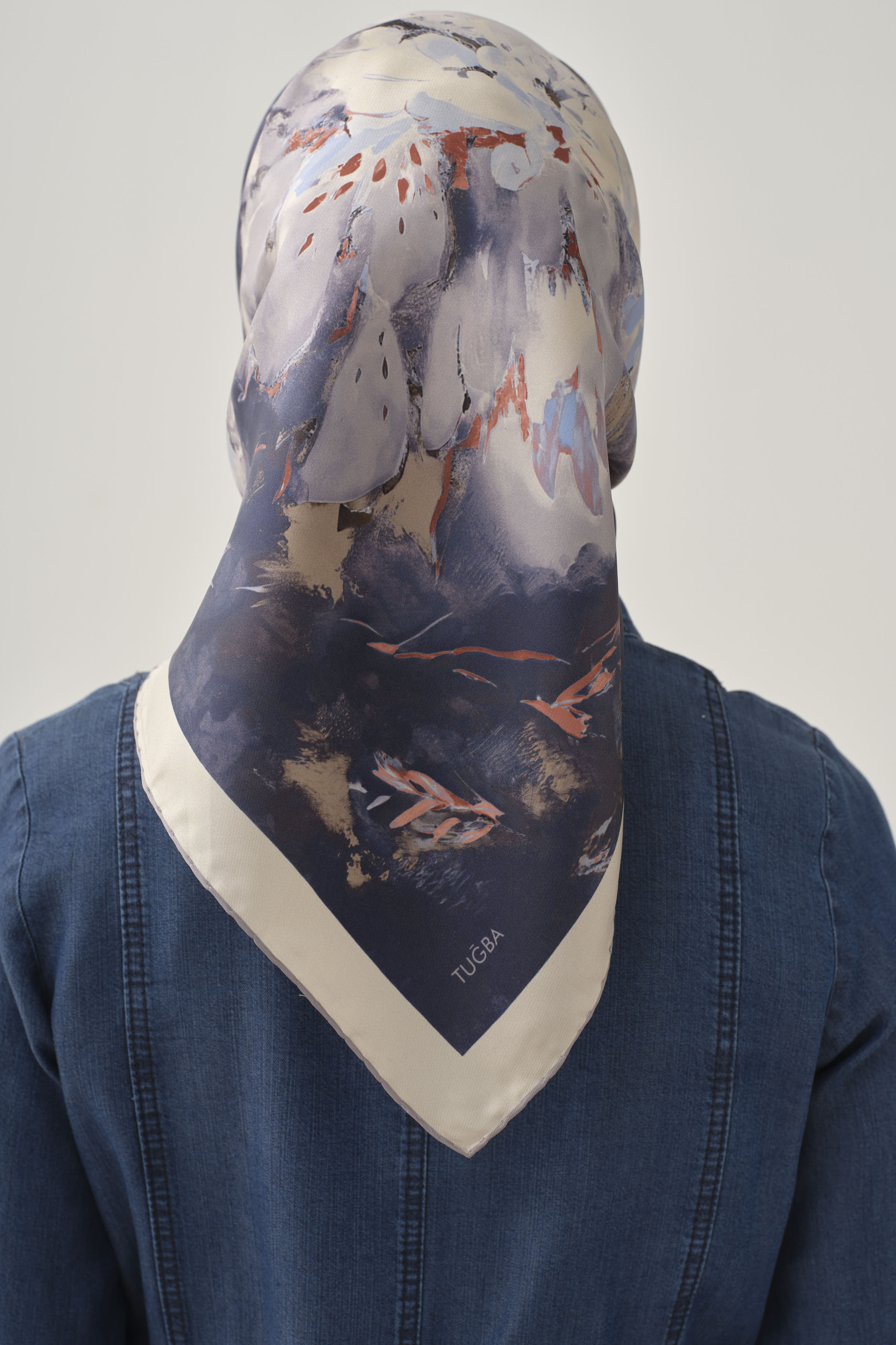 Fulya Twill İpek Eşarp - Lacivert TUGBA