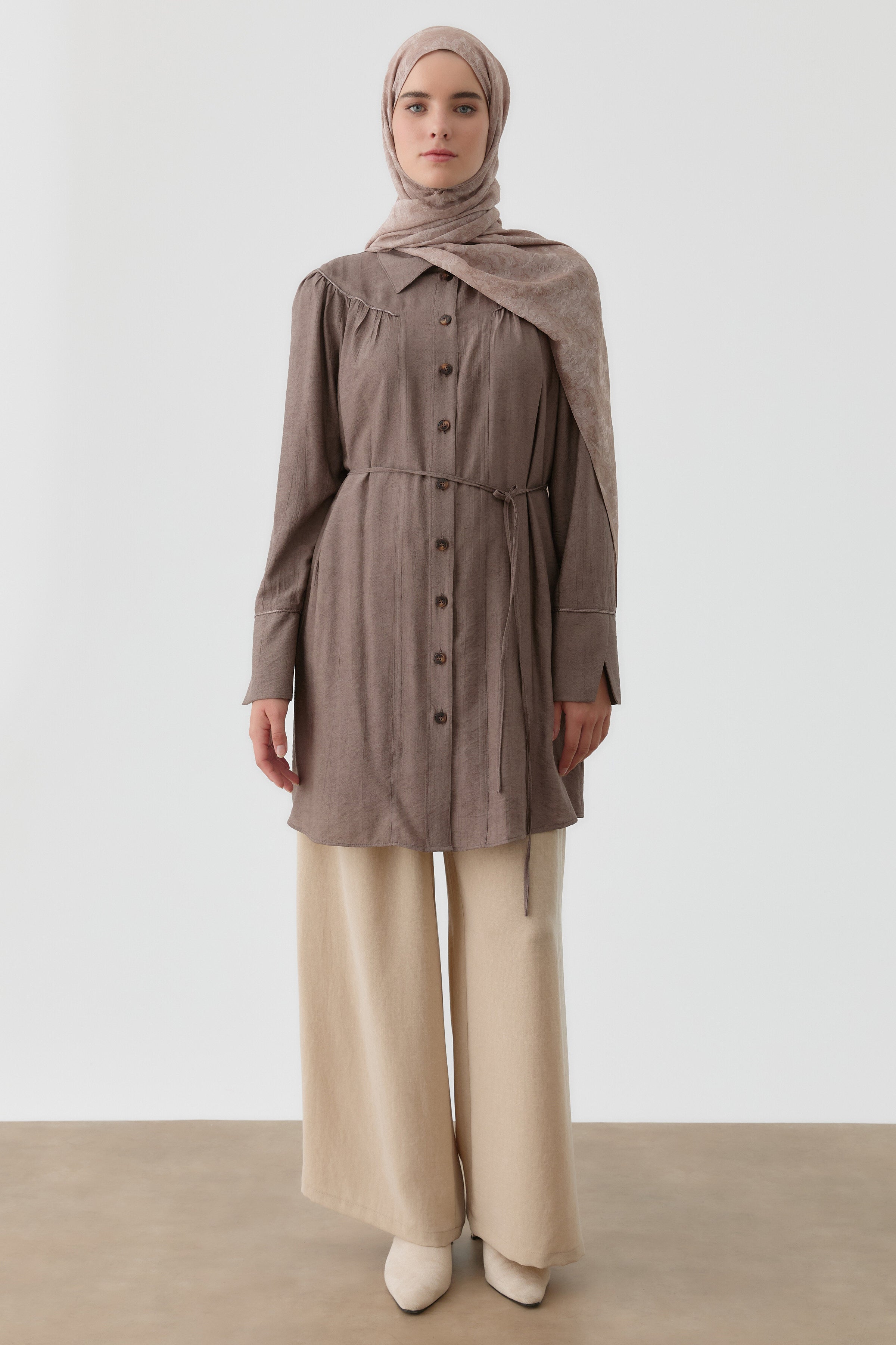 Robalı Büzgülü Tunik - Kahve TUGBA