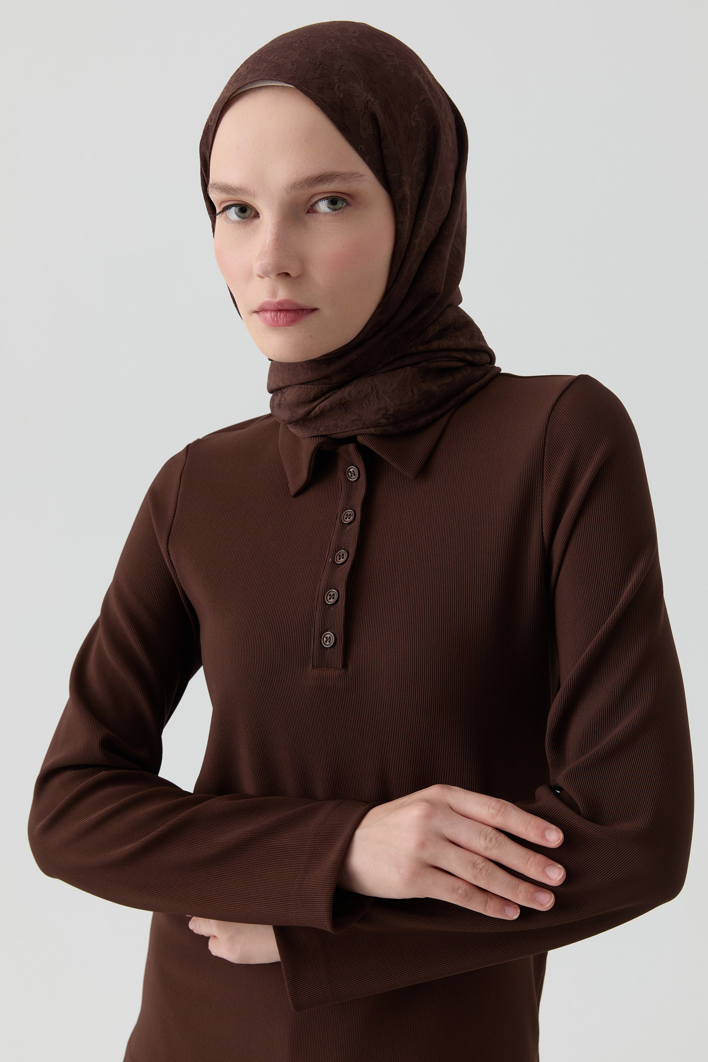 Polo Yaka Örme Bluz - Kahve TUGBA