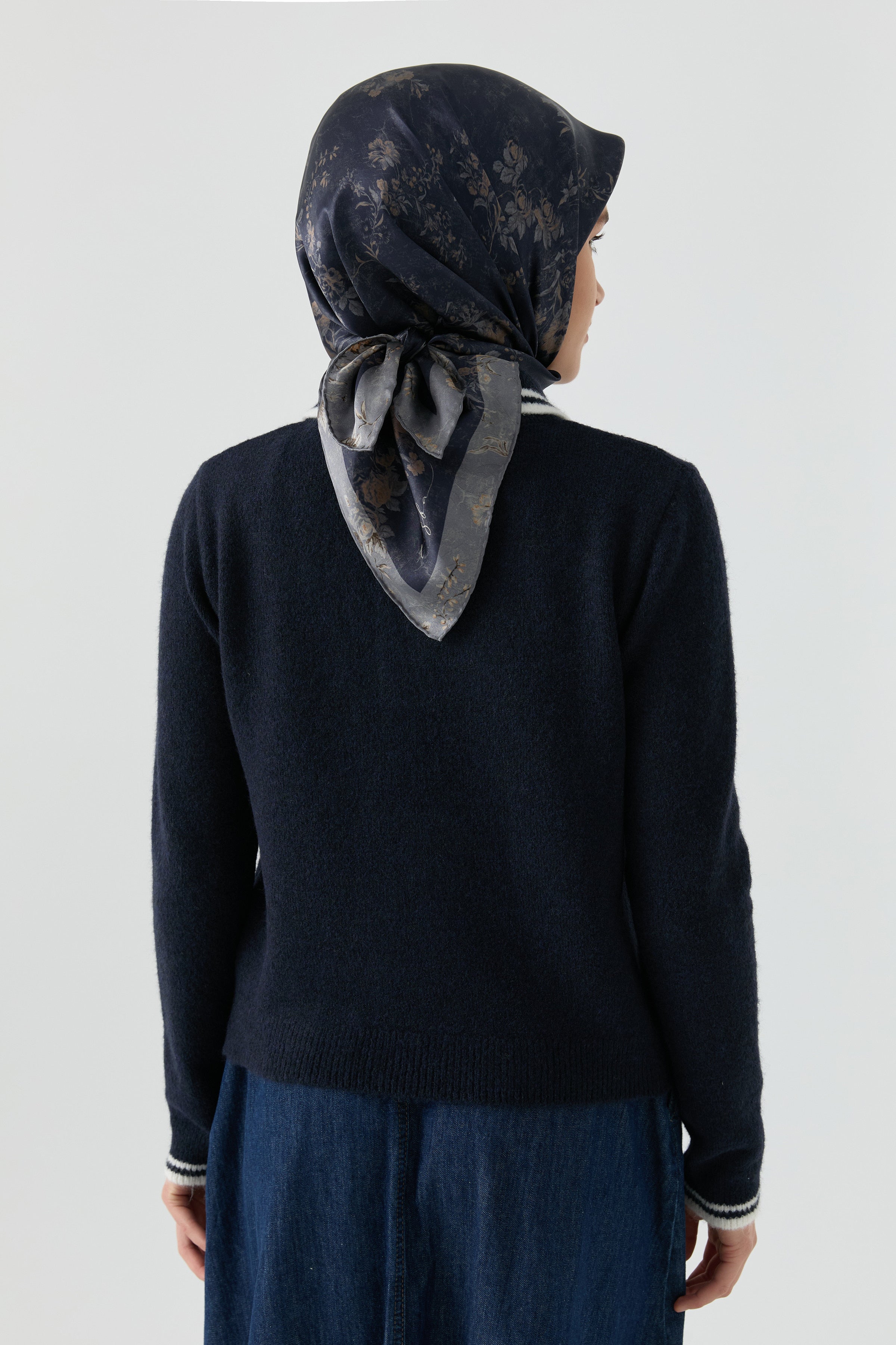 Çizgili Triko Kazak - Lacivert TUGBA