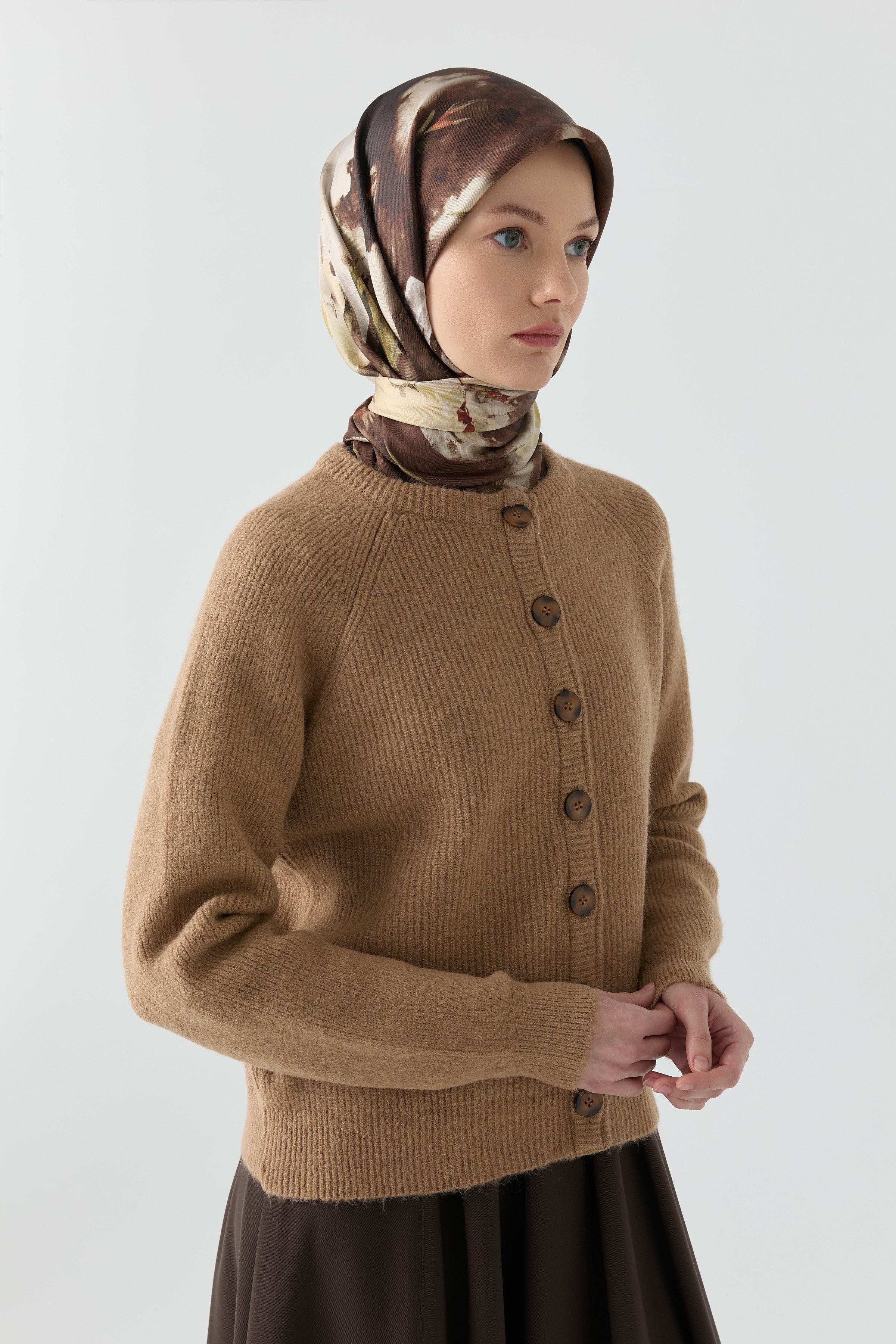 Reglan Kol Hırka - Bej TUGBA