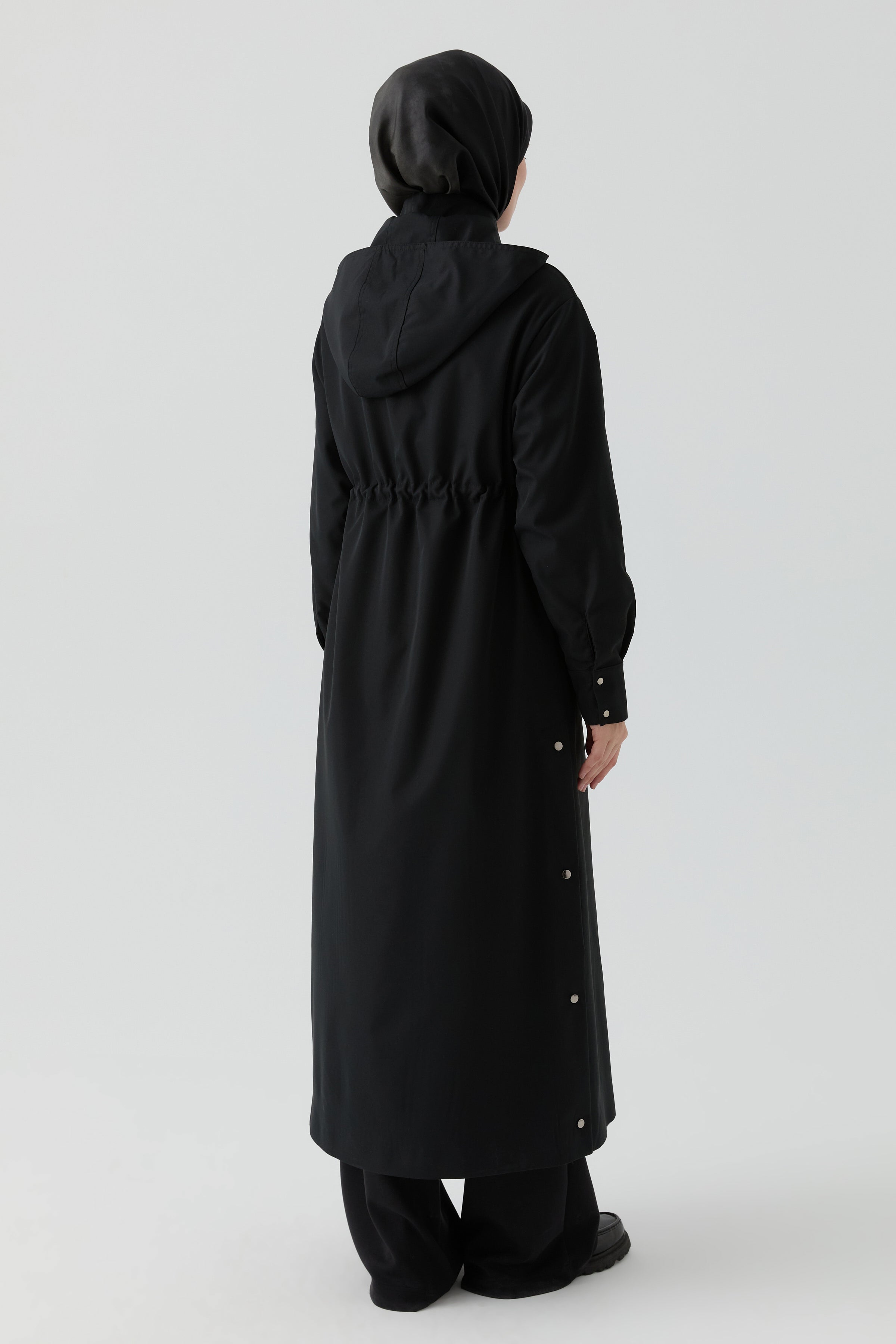 Yandan Çıtçıt Detaylı Pardesü - Siyah TUGBA