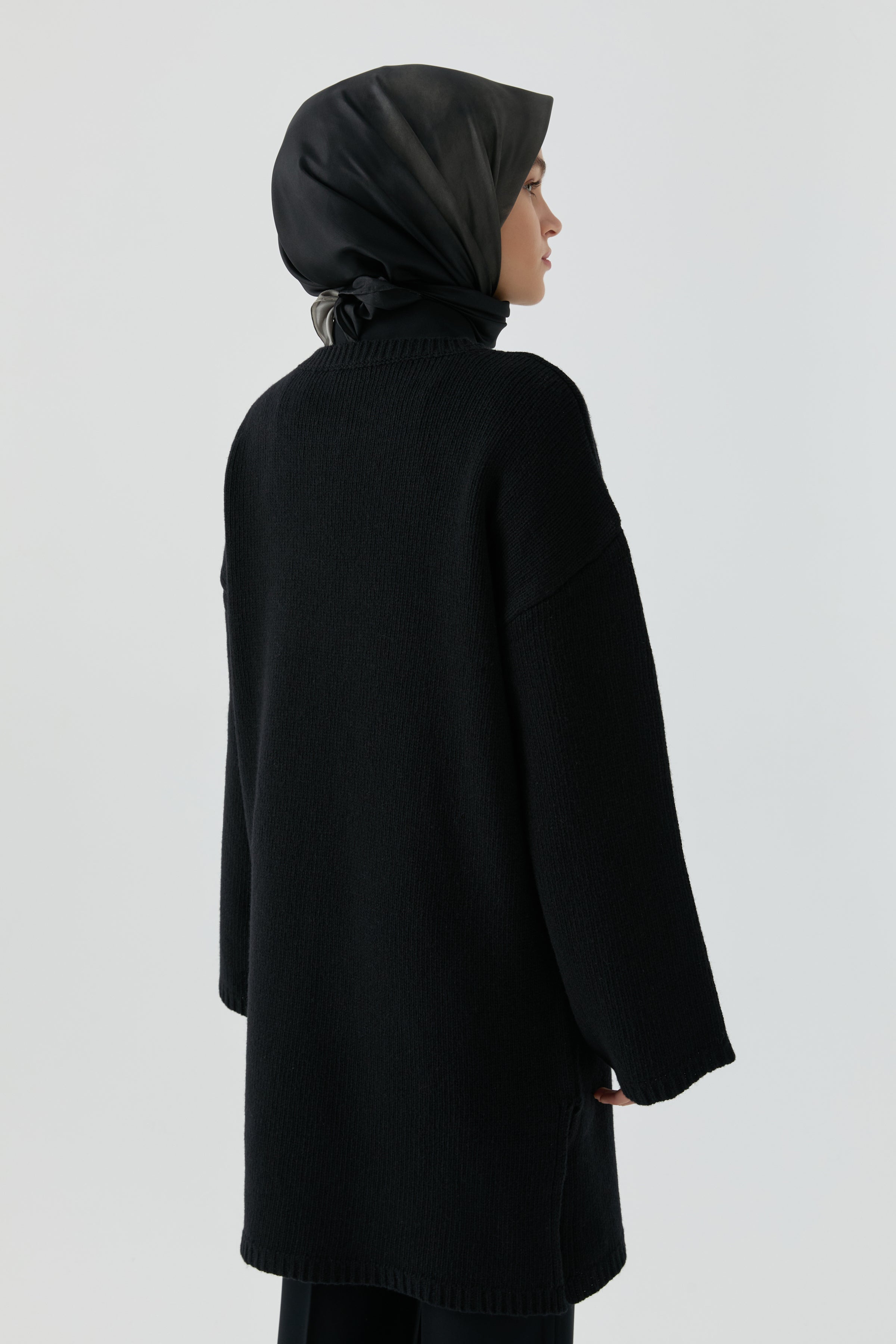 Bisiklet Yaka Tunik - Siyah TUGBA