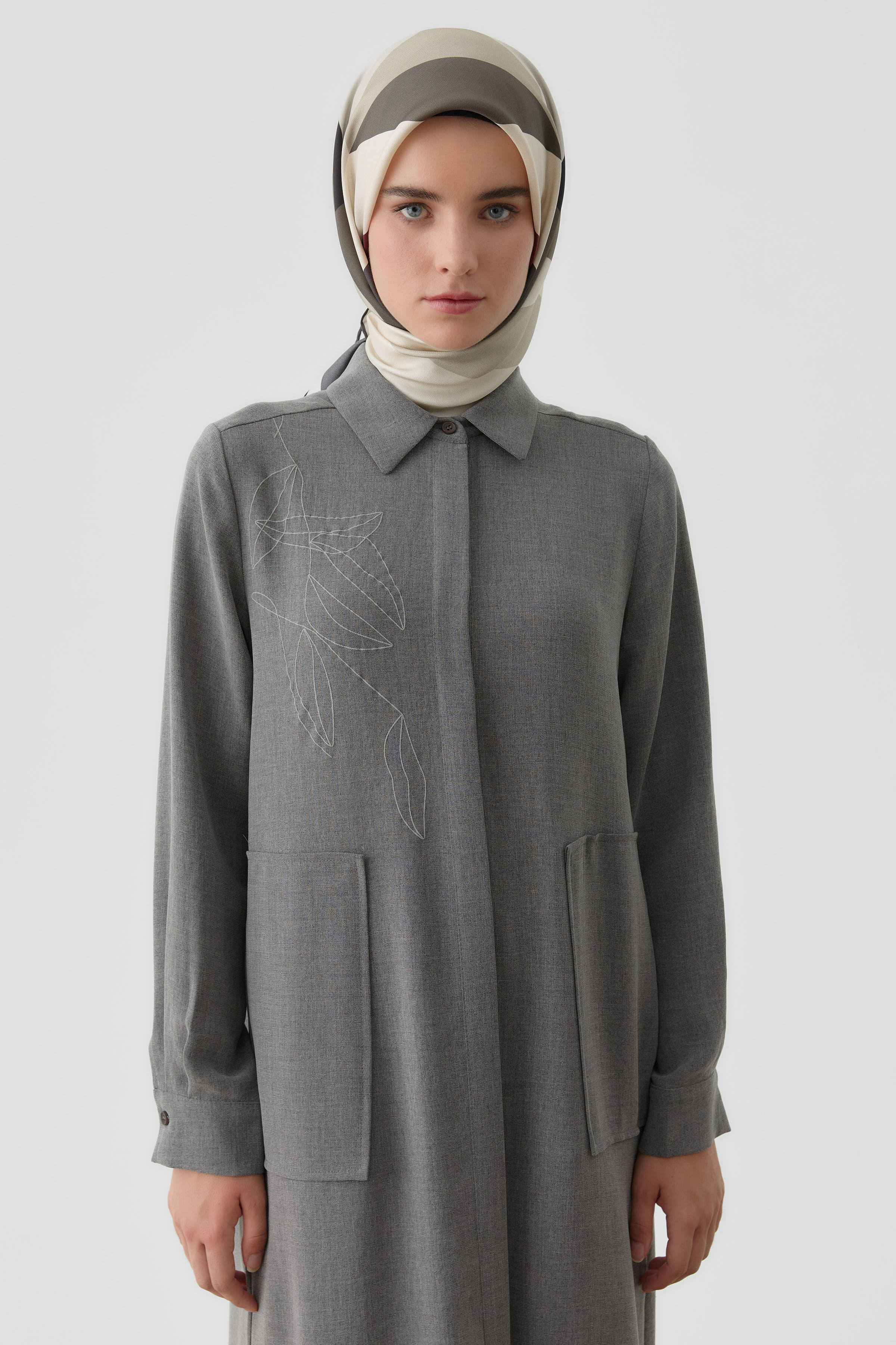 Pera Twill İpek Eşarp - Bej - Siyah TUGBA