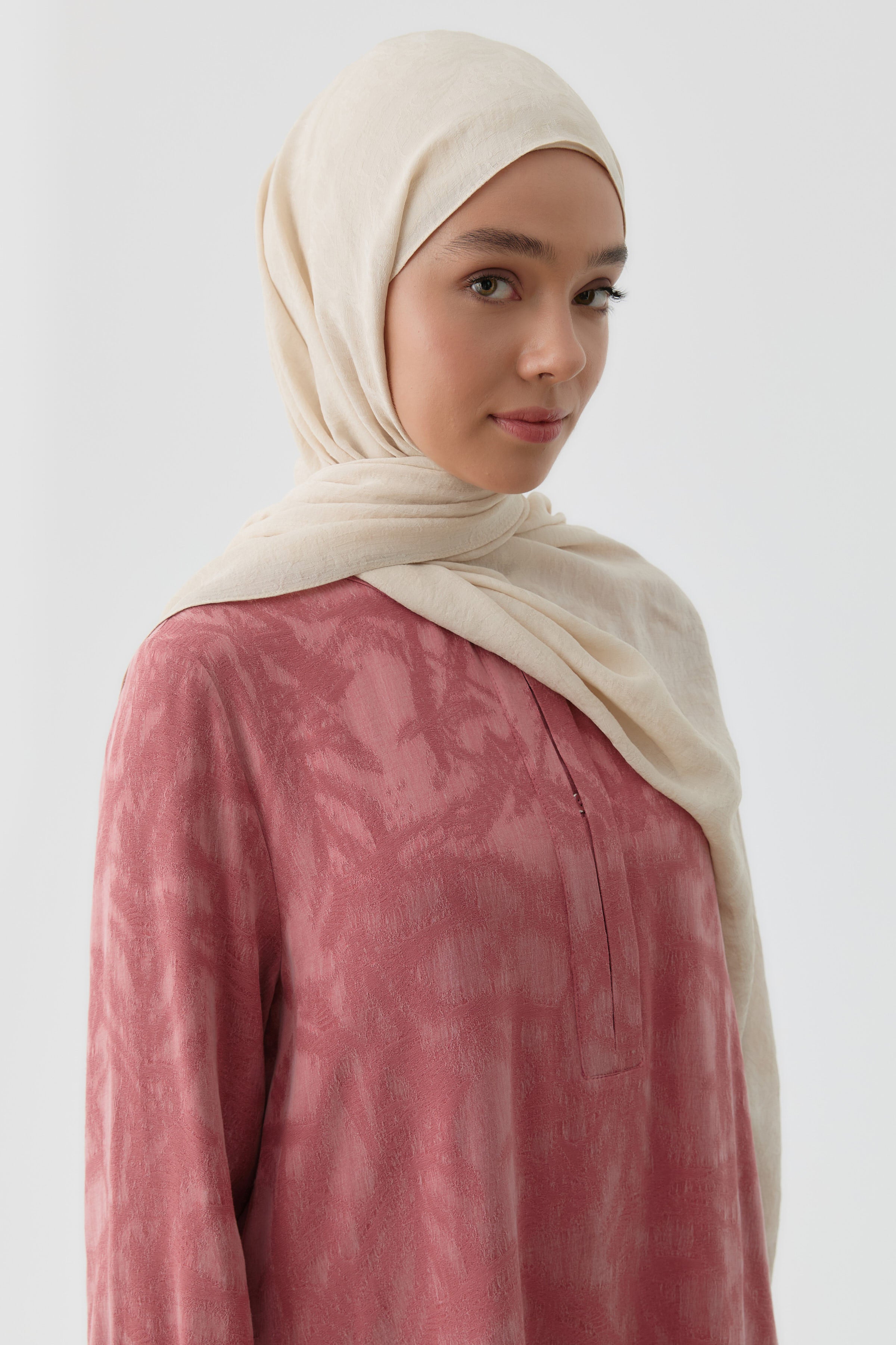 Motifli Jakar Şal - Bej TUGBA