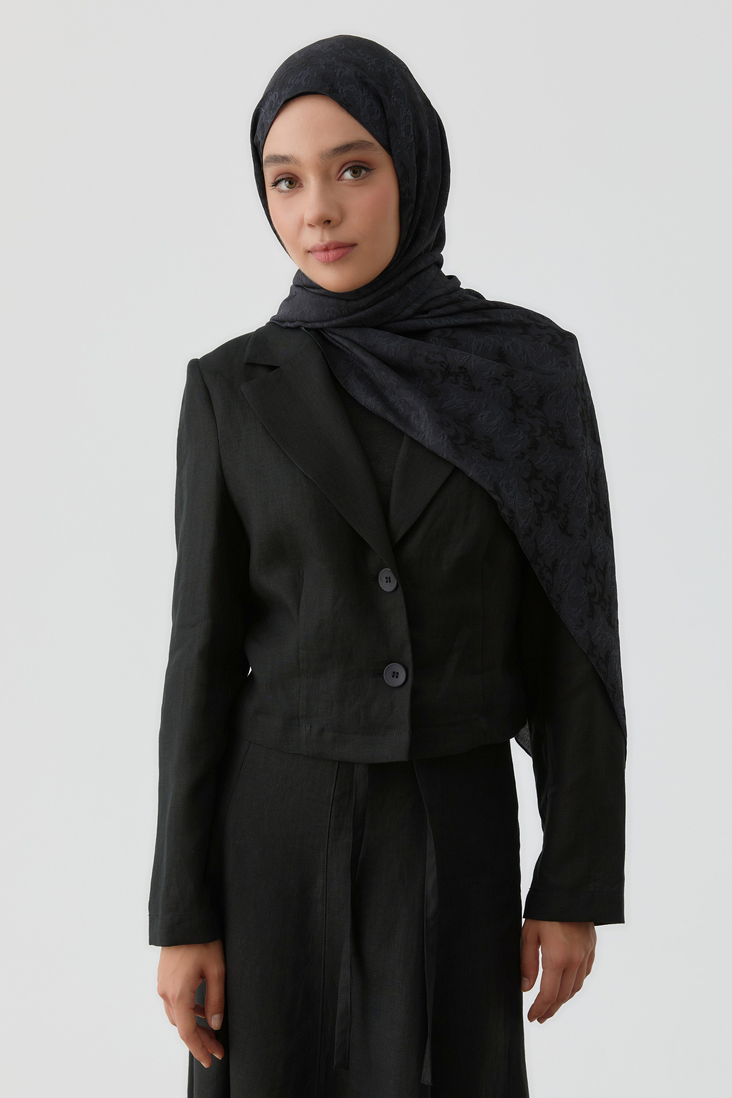 Motifli Jakar Şal - Siyah TUGBA