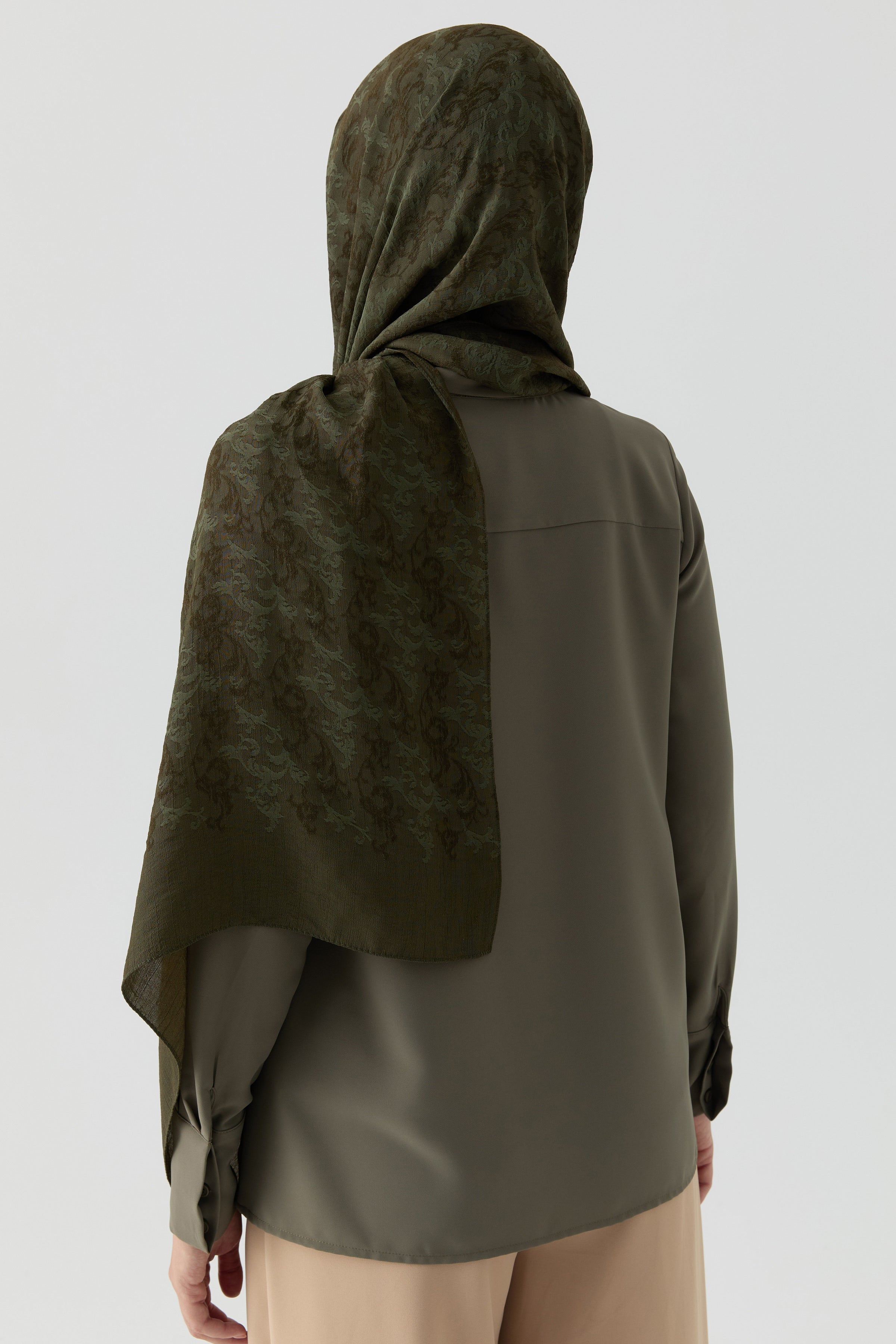 Motifli Jakar Şal - Haki TUGBA