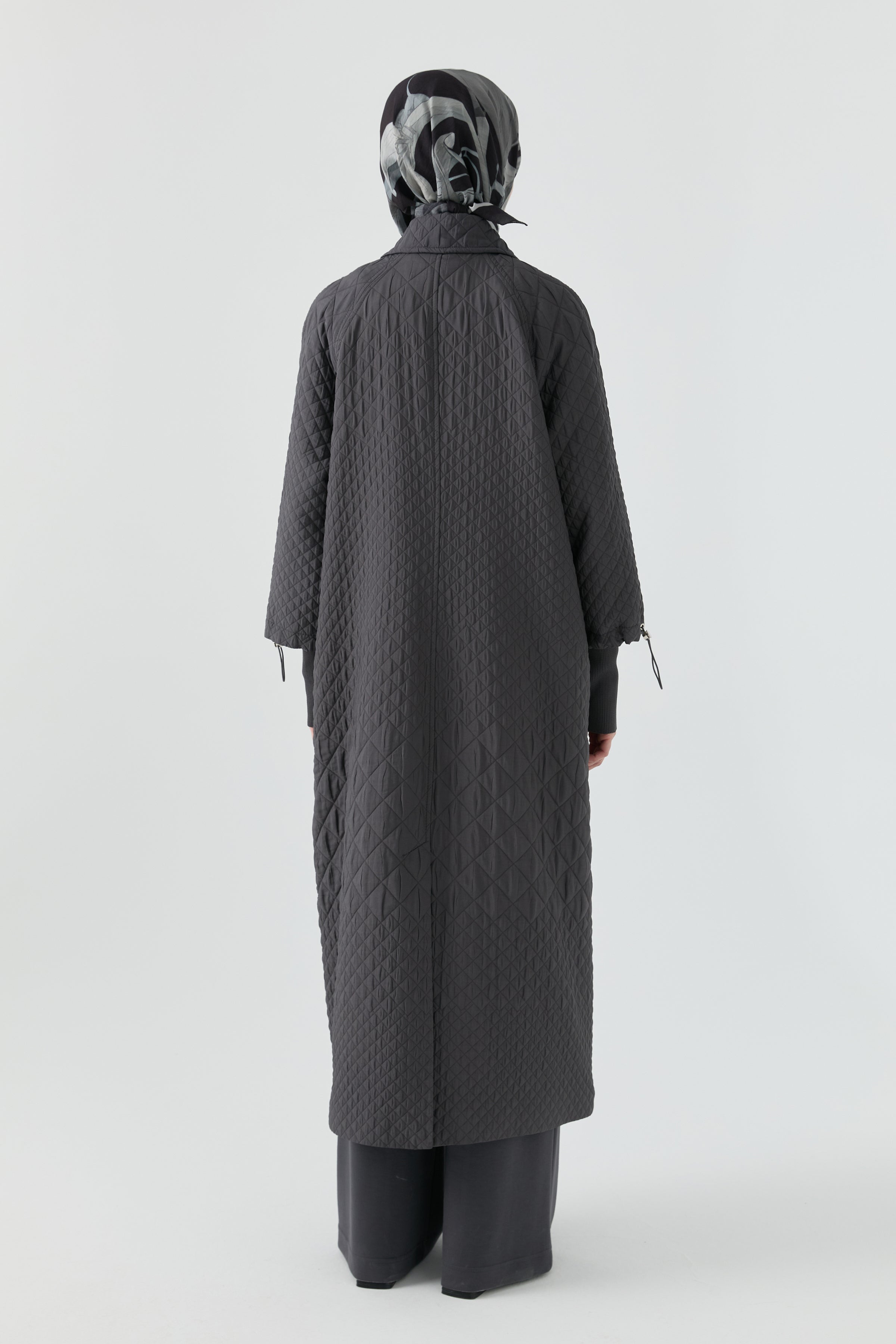 Kol Detaylı Kapitone Pardesü - Antrasit TUGBA