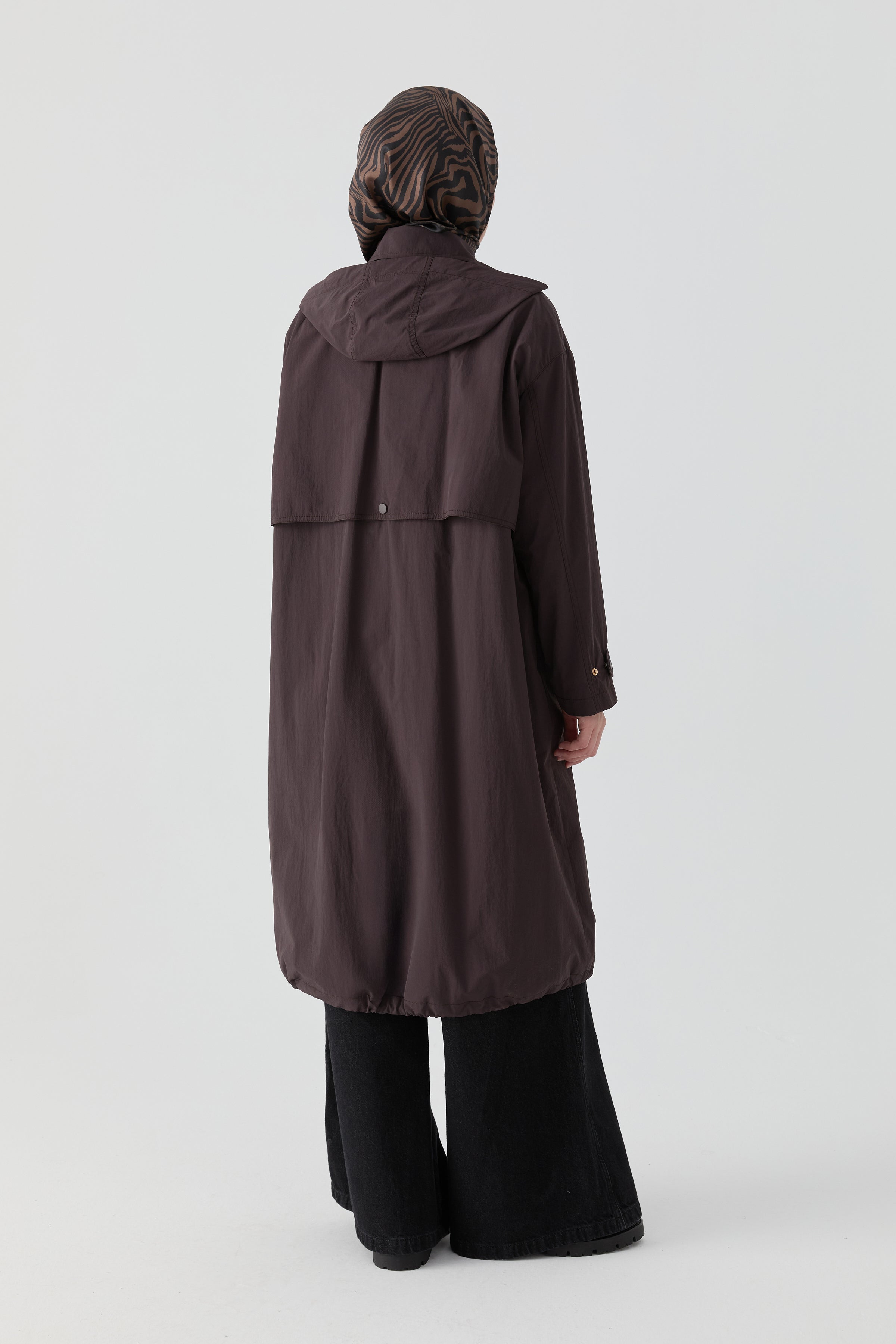 File Detaylı Yağmurluk - Kahve TUGBA