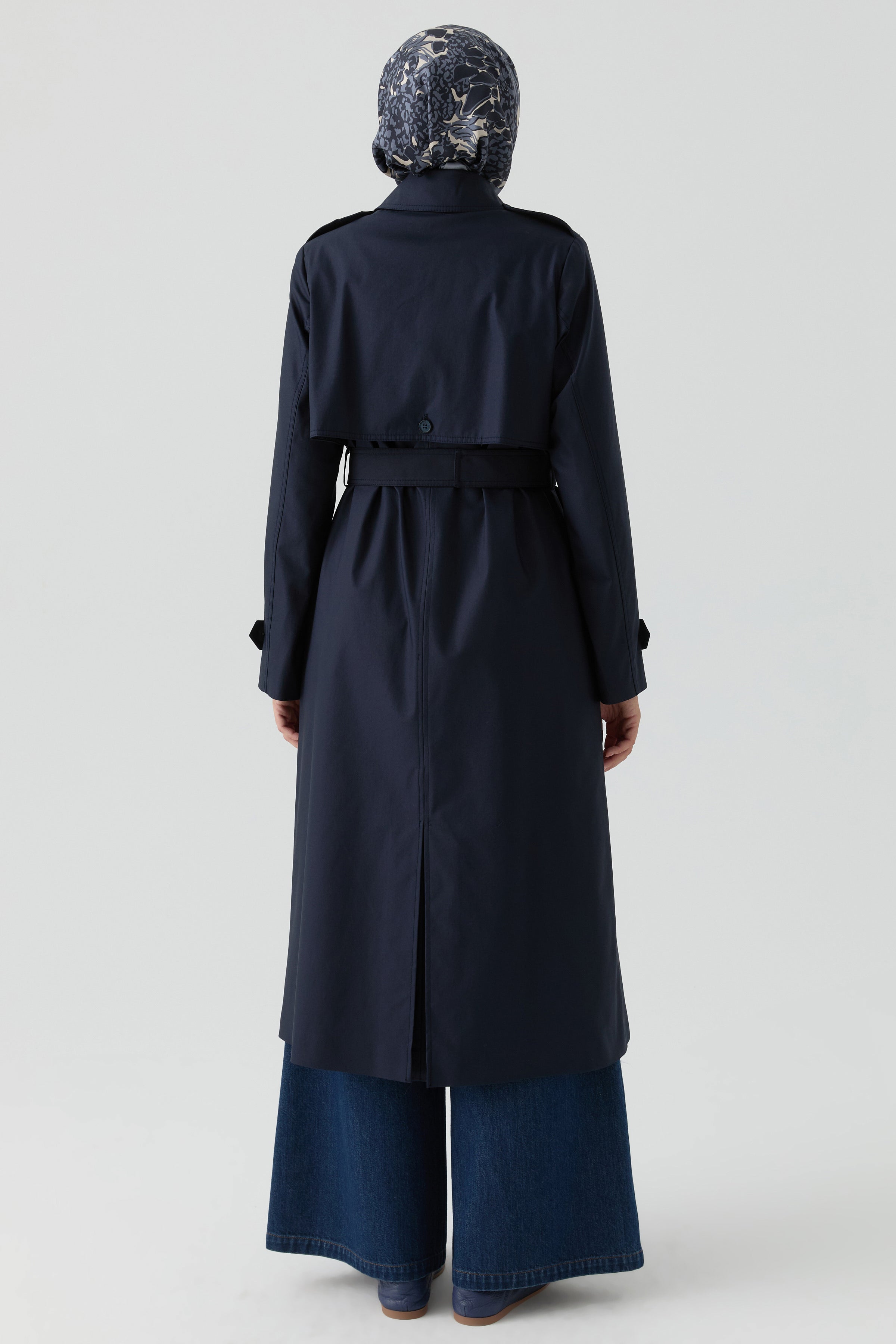 Rüzgarlık Detaylı Trençkot - Lacivert TUGBA