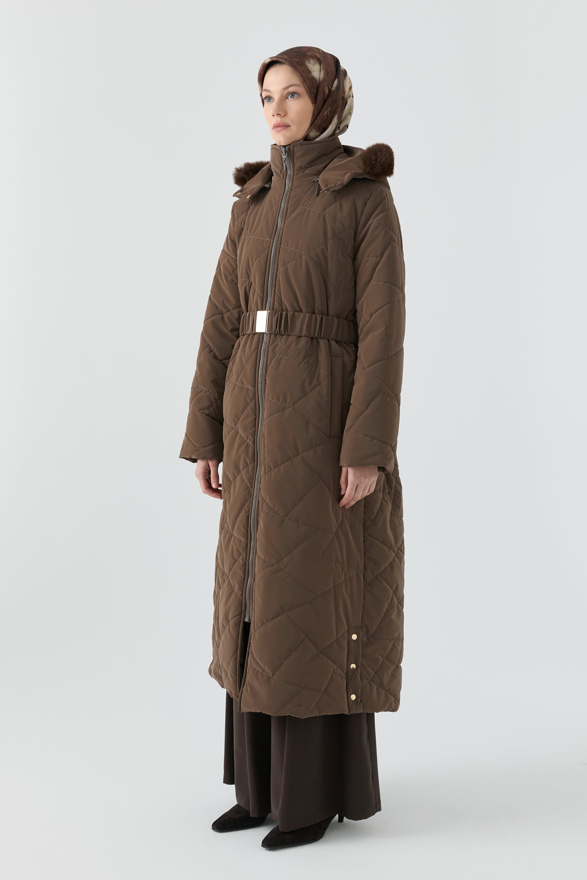 Cam Kırığı Desenli Kapitone Manto - Kahve TUGBA