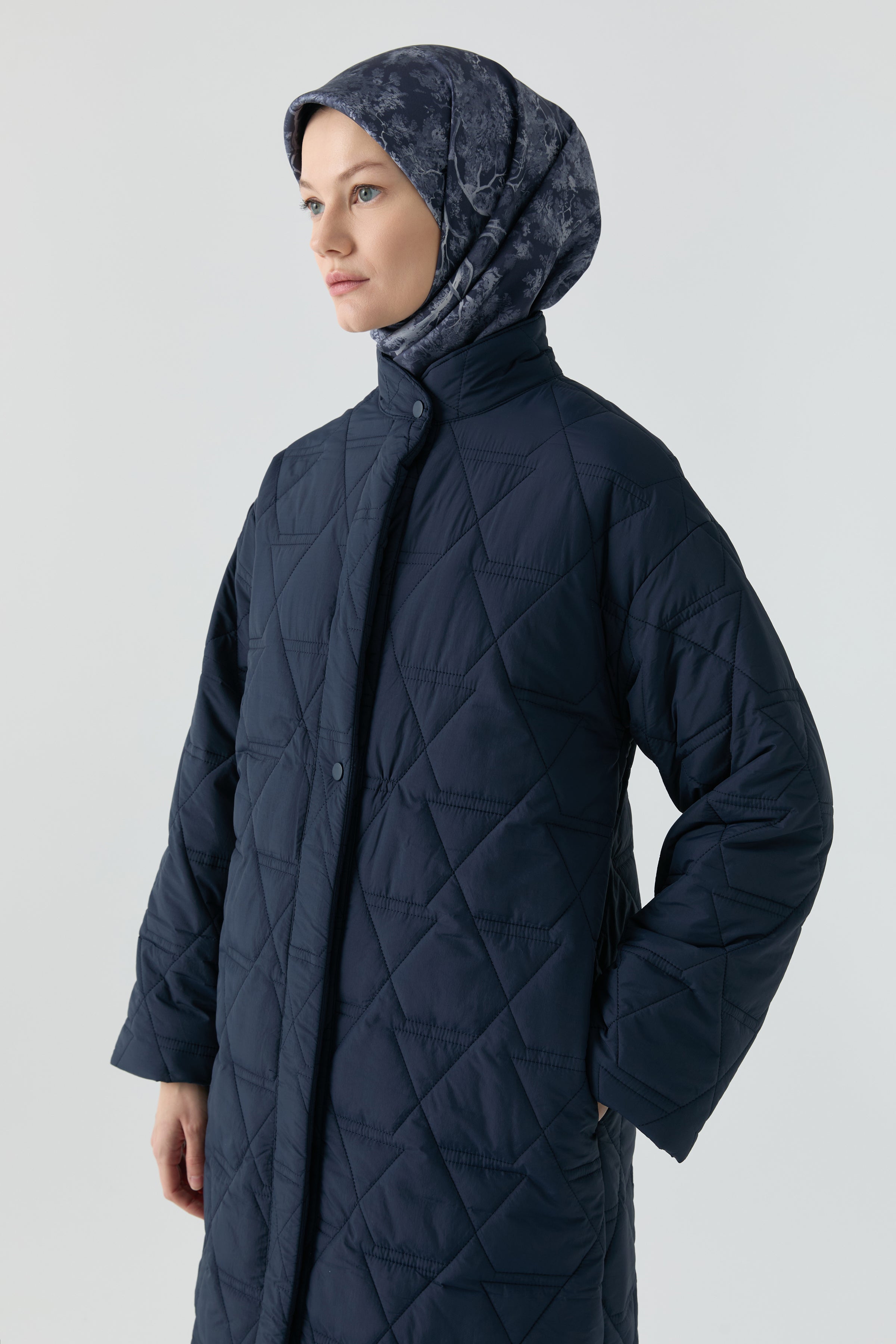 Baklava Desenli Kaban - Lacivert TUGBA