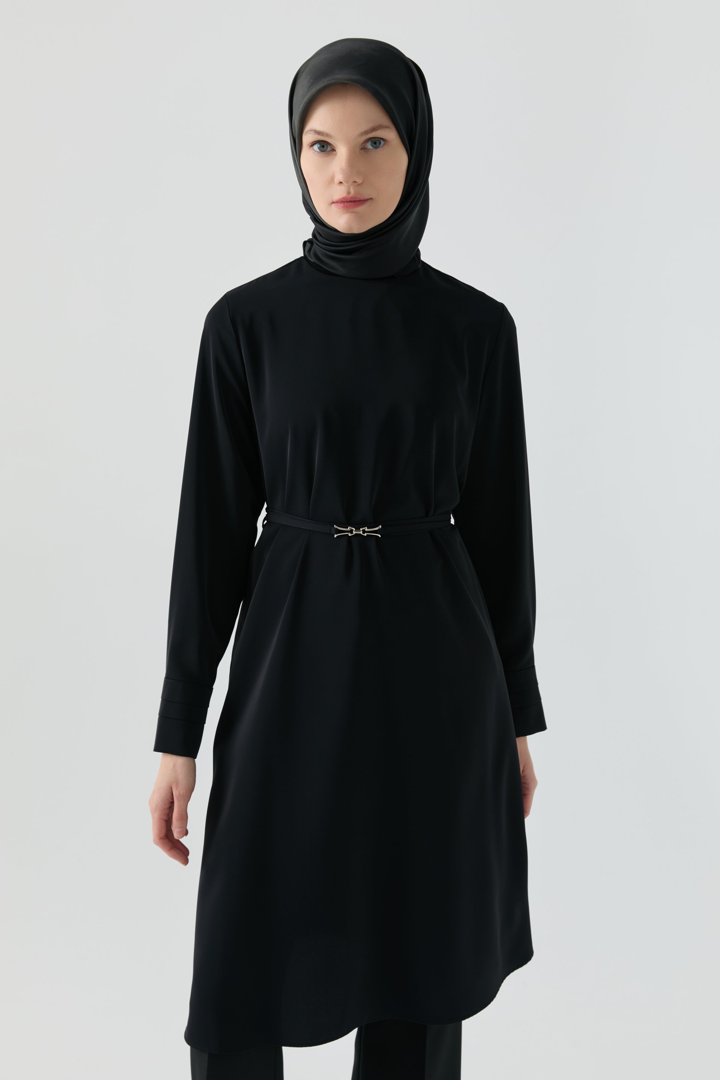 Pile Detaylı Tunik - Siyah TUGBA