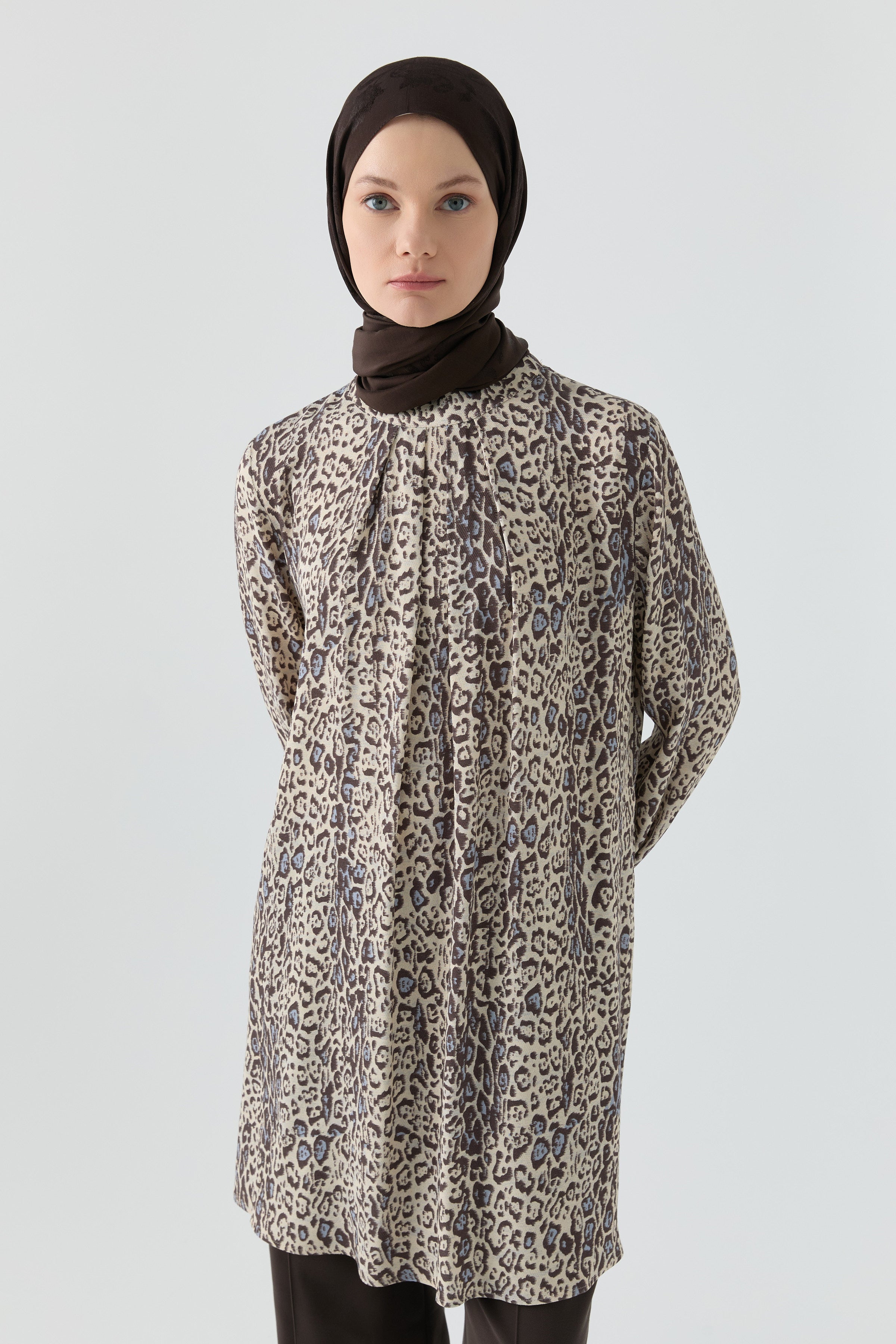 Kolları Lastik Detaylı Tunik - Kahve TUGBA