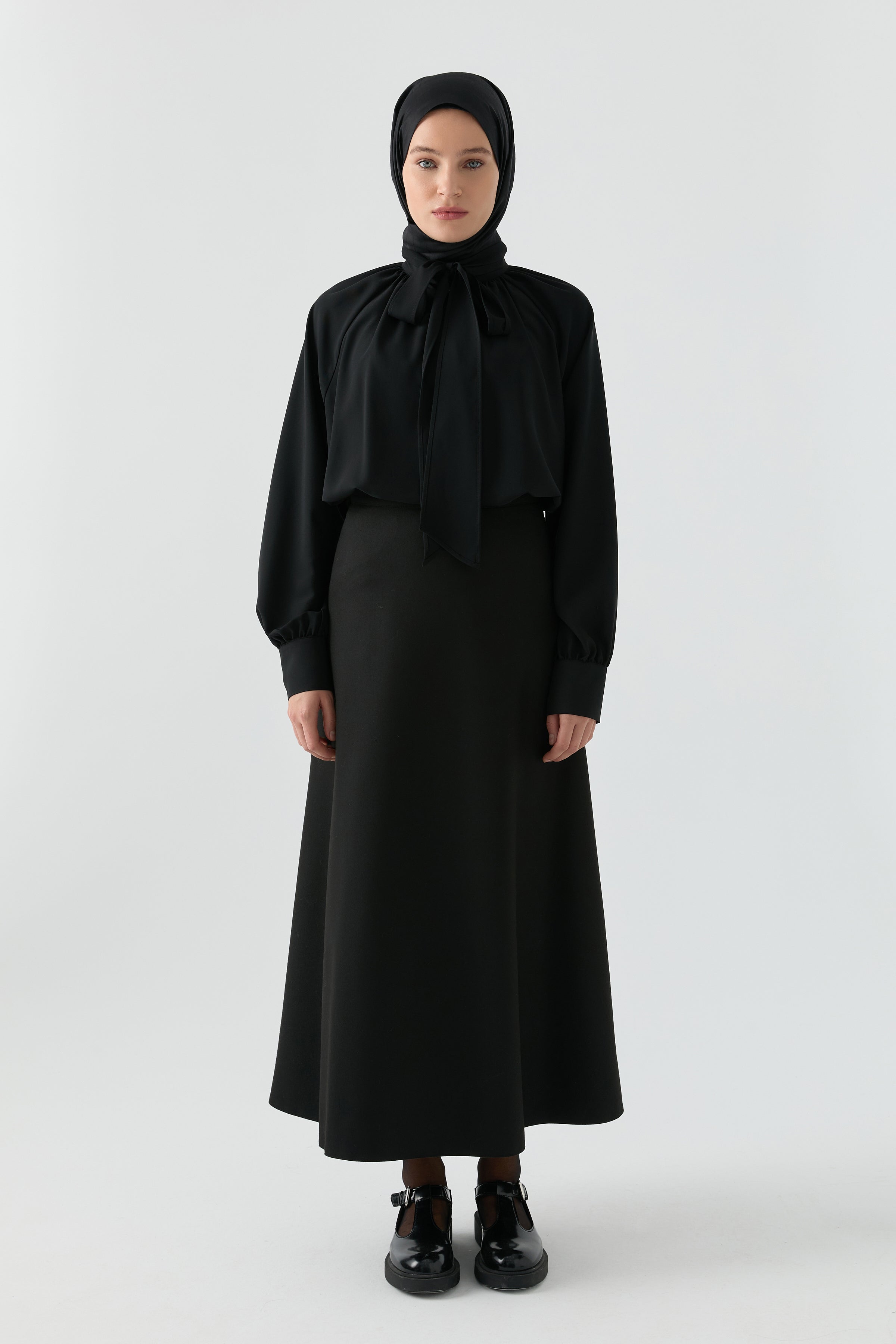 Çan Etek - Siyah TUGBA