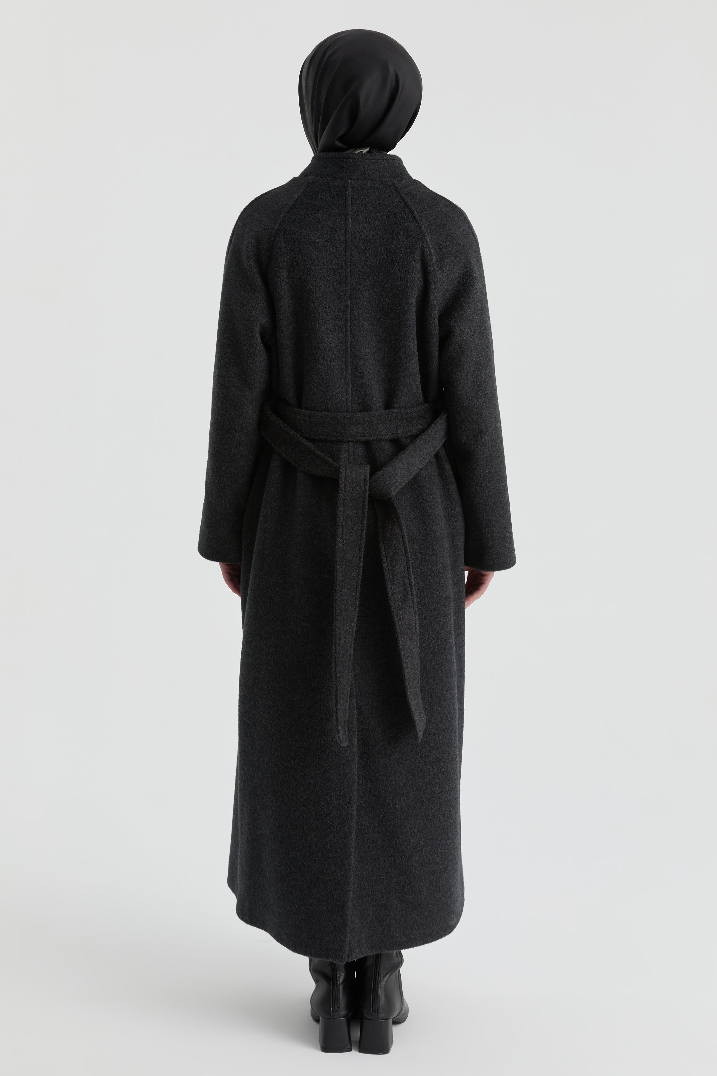 Broş Detaylı Manto - Antrasit TUGBA