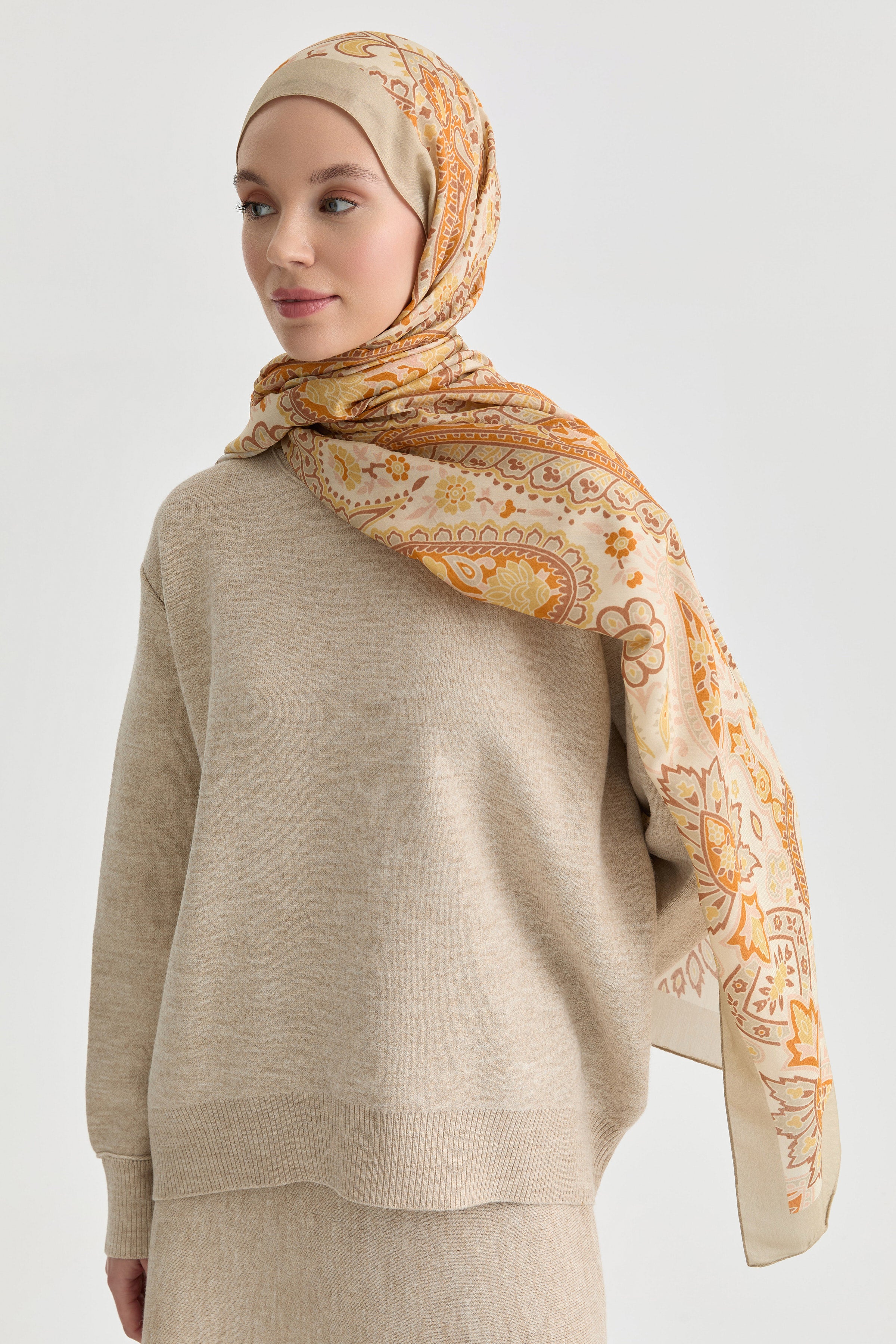 Paisley Desenli Natural Şal - Turuncu TUGBA