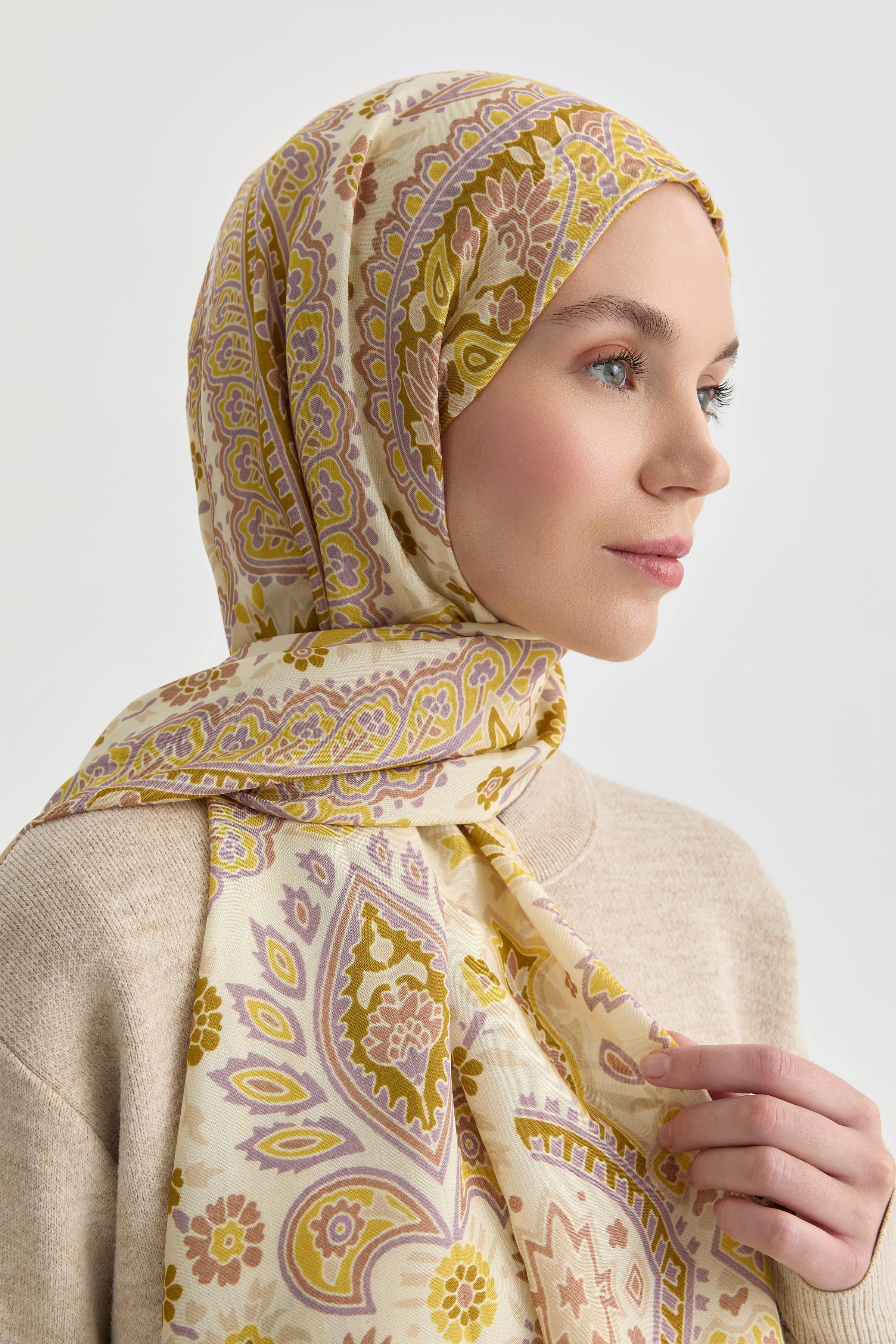 Paisley Desenli Natural Şal - Fıstık Yeşili TUGBA