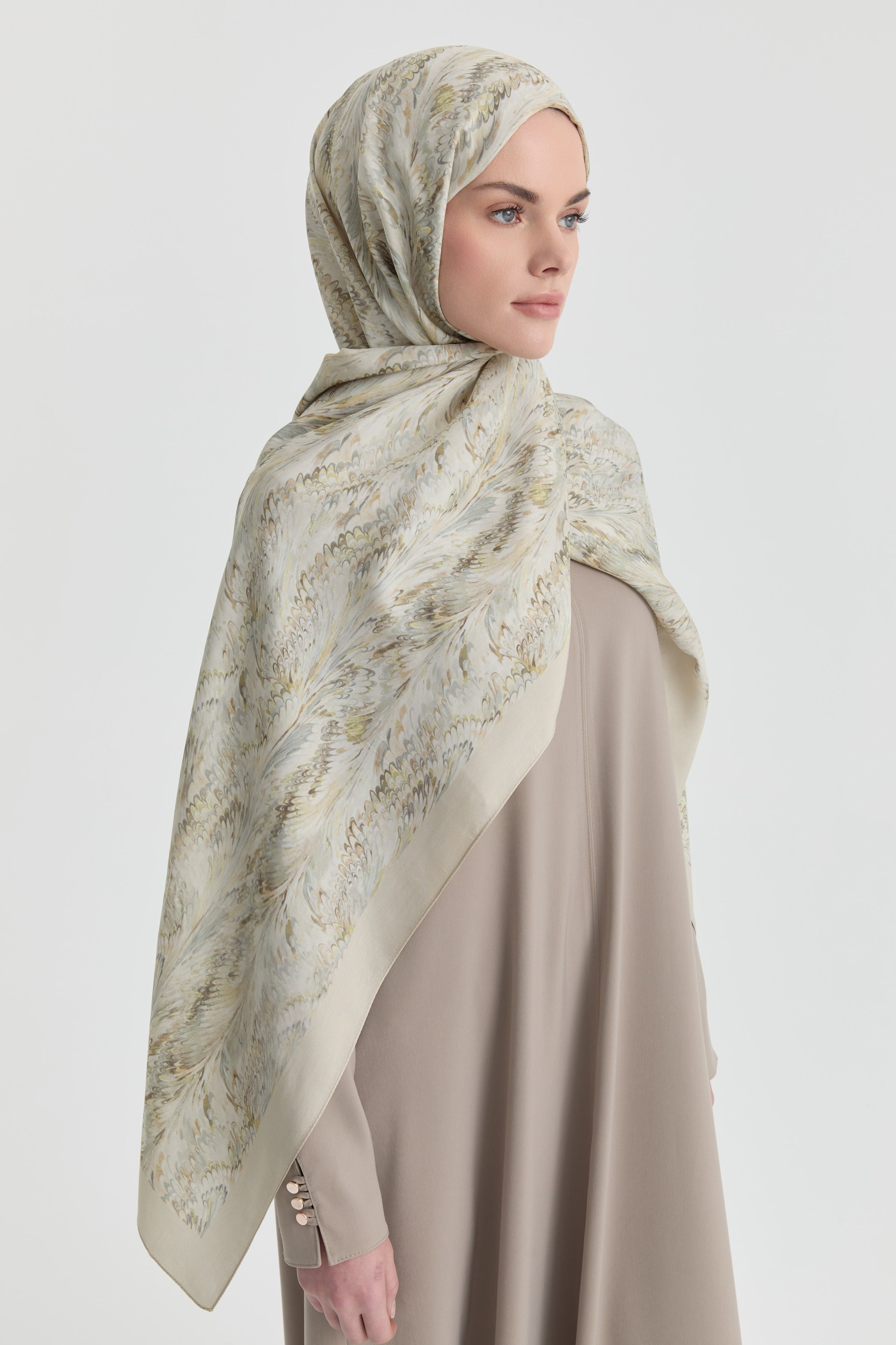 Ebru Desenli Natural Şal - Açık Yeşil TUGBA