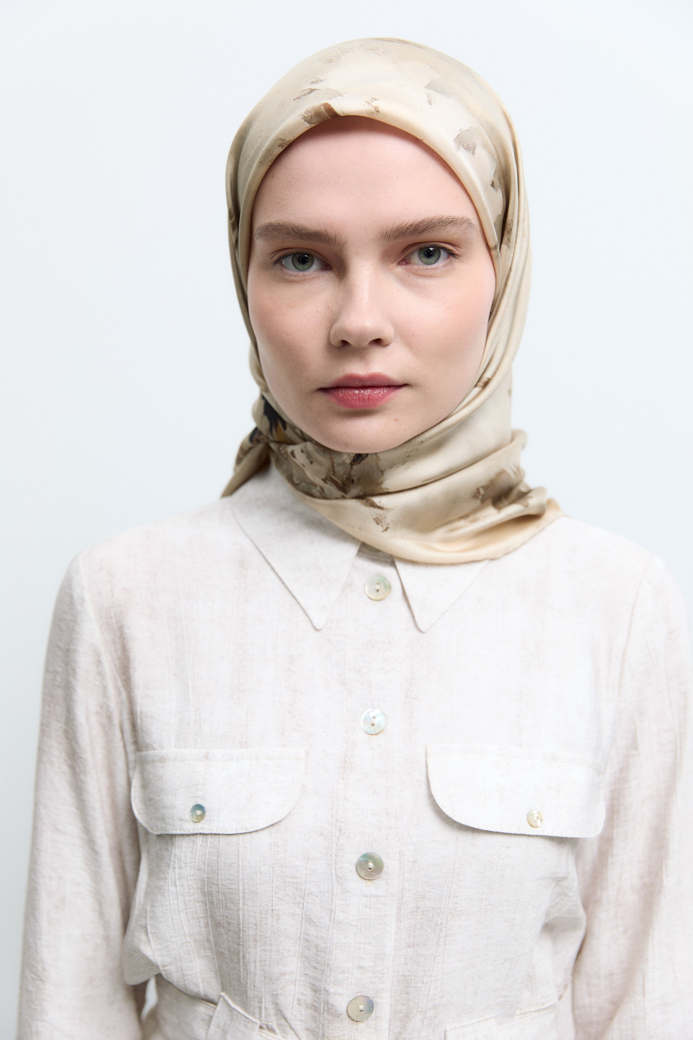 Fulya Twill İpek Eşarp - Açık Kahve TUĞBA