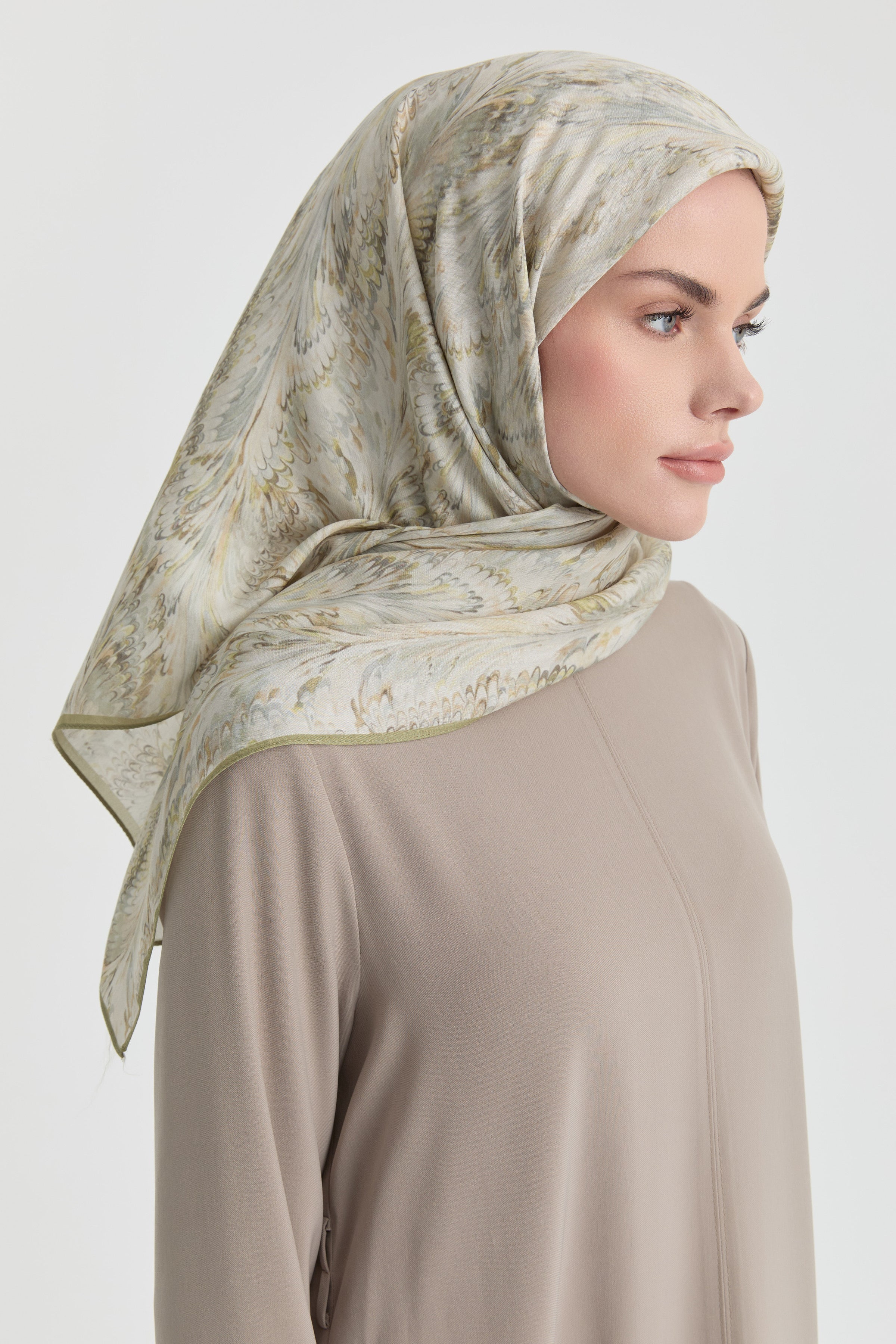 Ebru Desenli Natural Eşarp - Açık Yeşil TUGBA