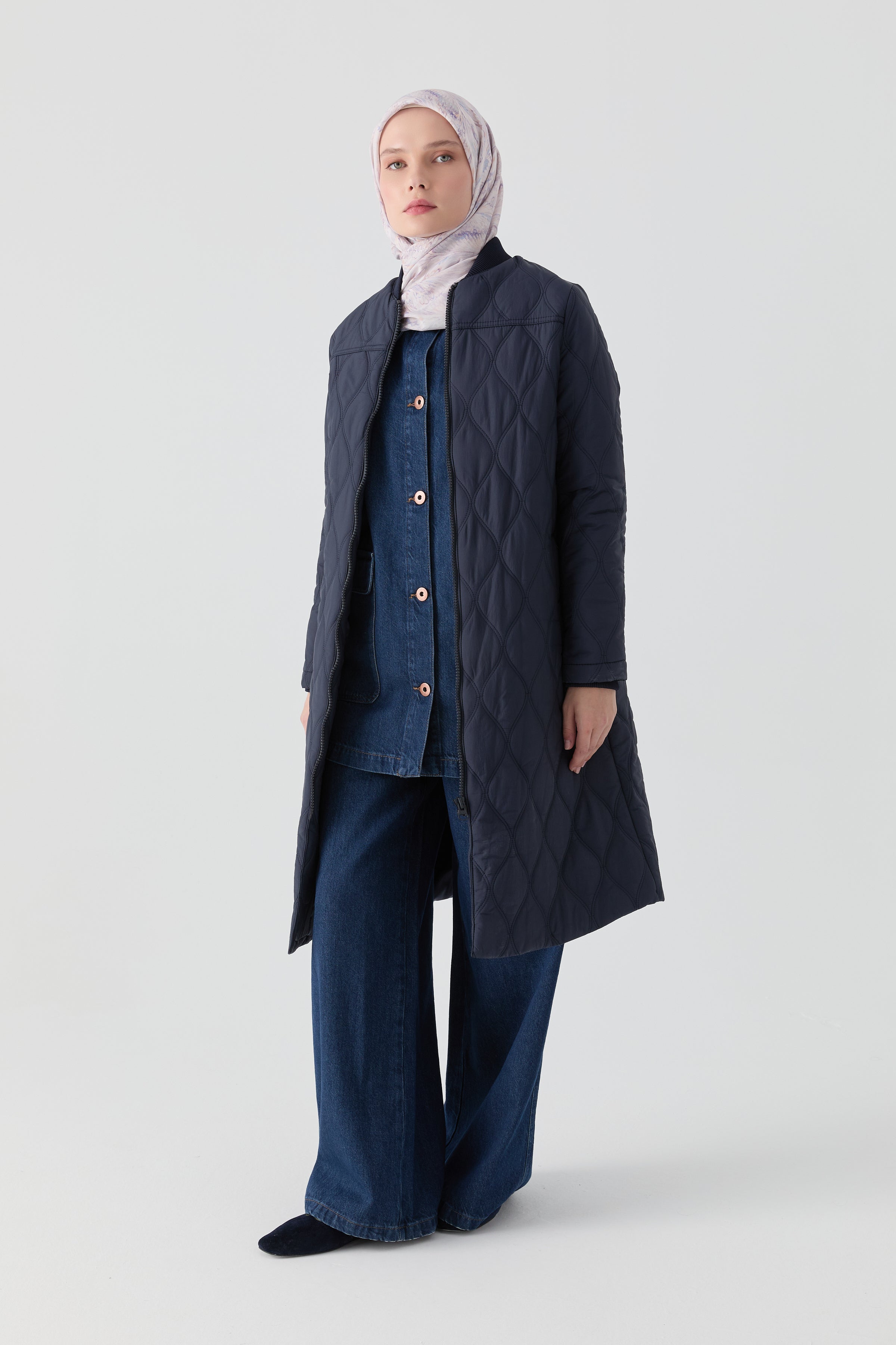 Pilot Yakalı Ribana Detaylı Kapitone Kaban - Lacivert TUGBA