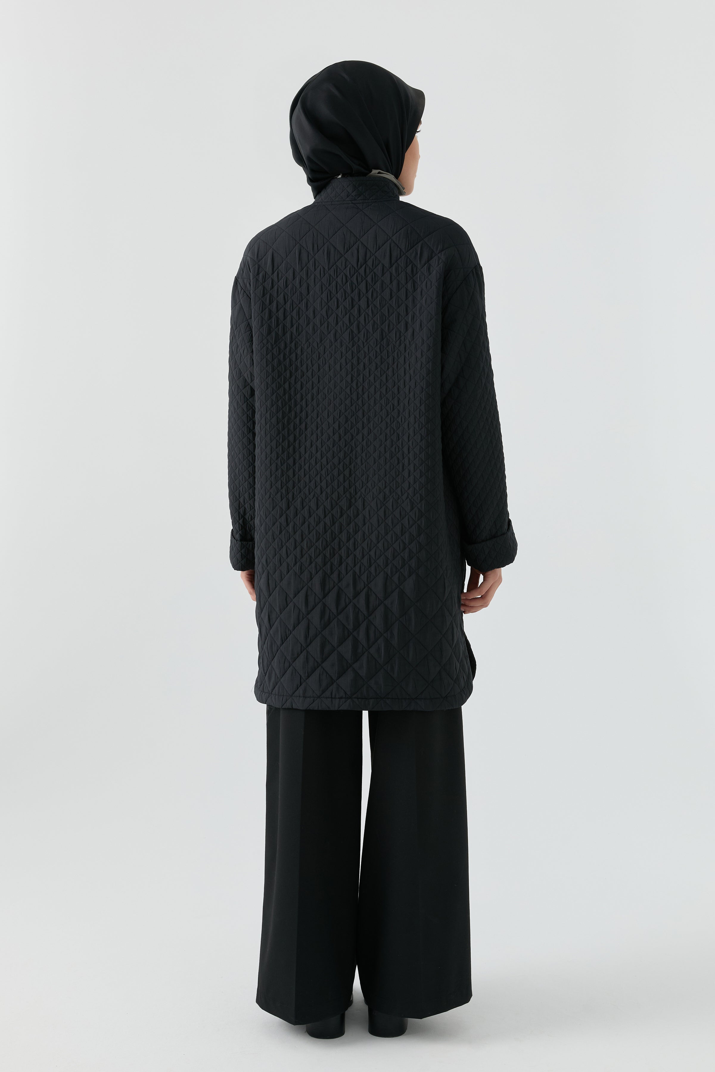 Baklava Desenli Mont - Siyah TUGBA