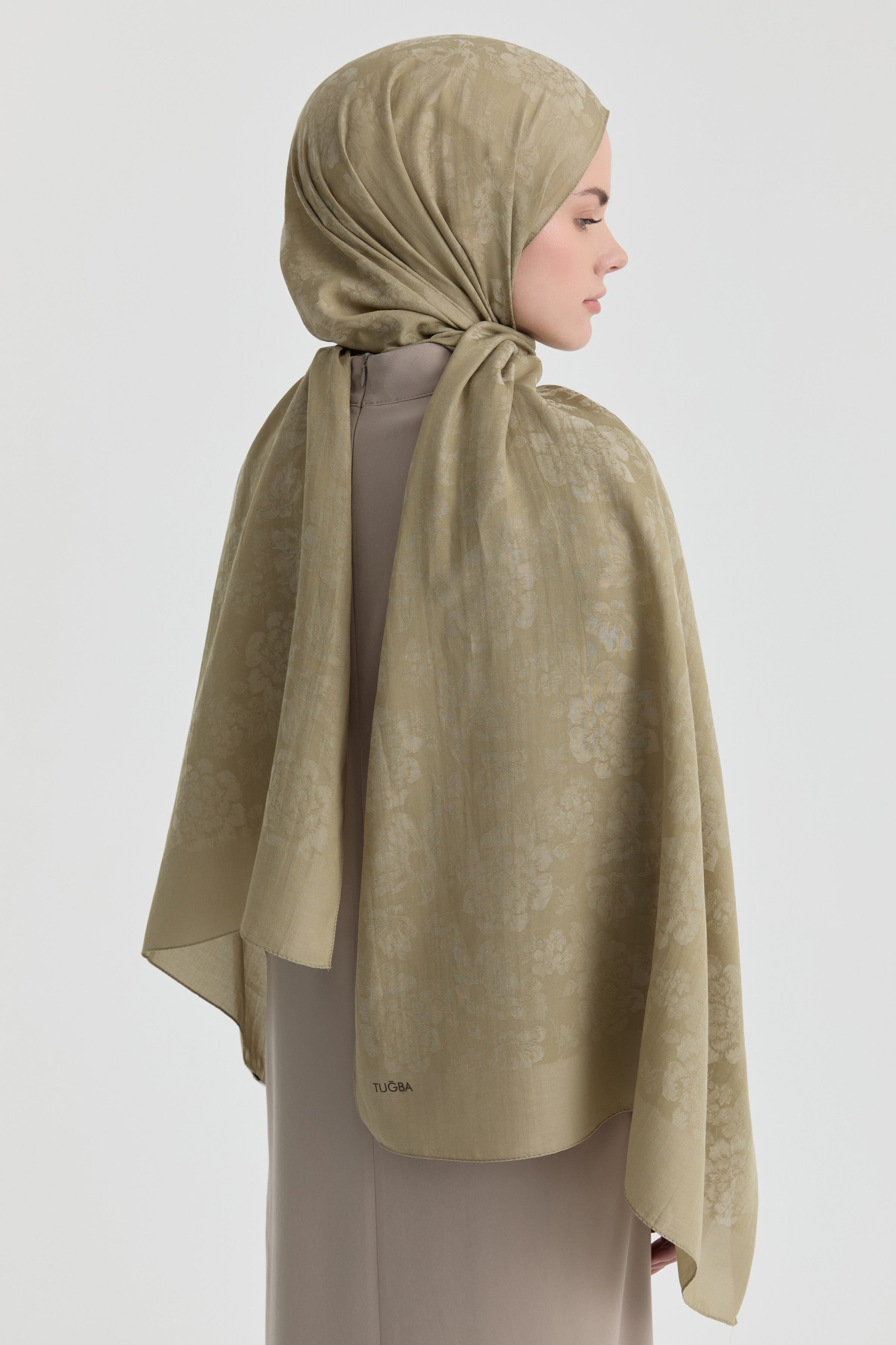 Roza Jakar Şal - Çağla TUGBA