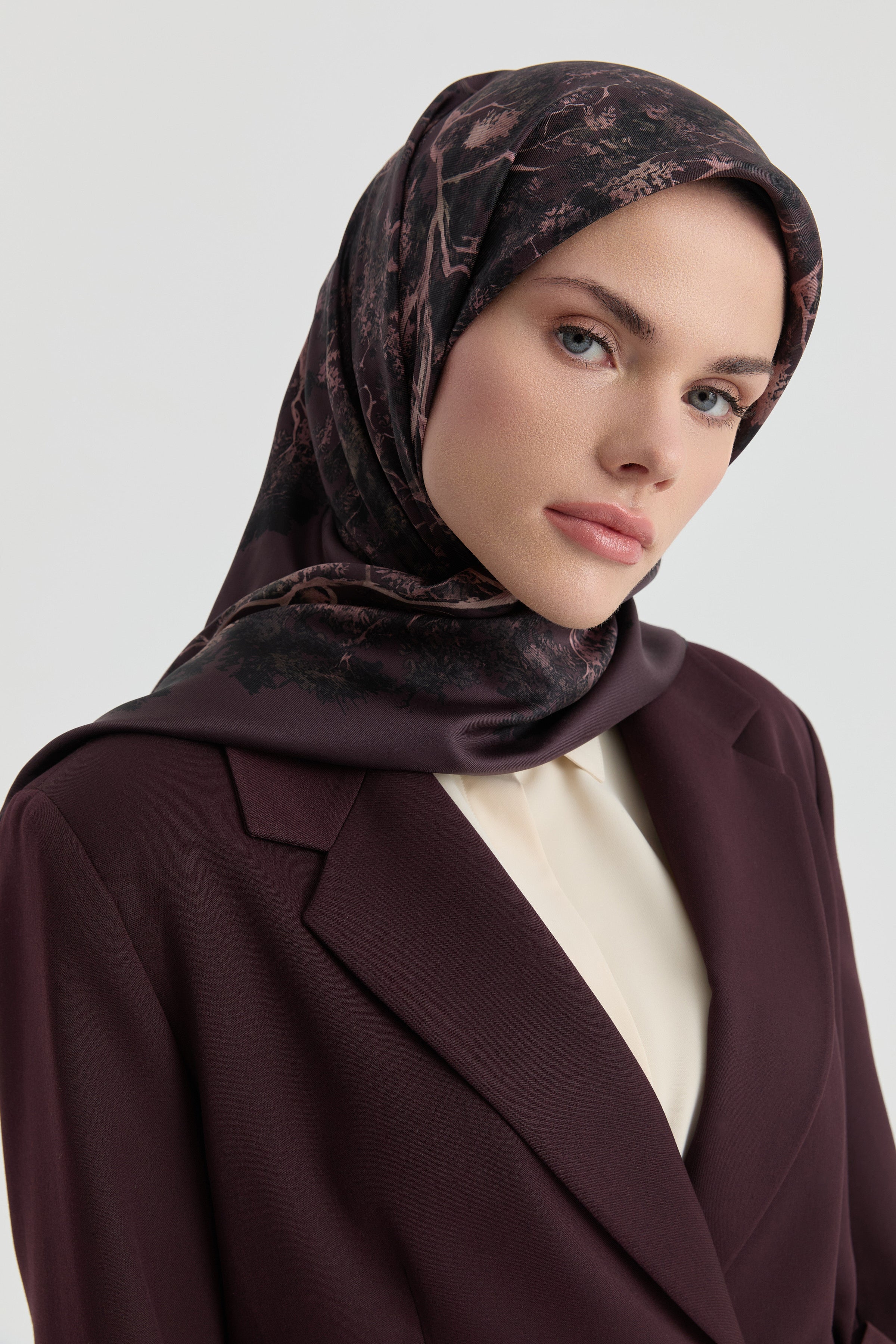 Belva Twill İpek Eşarp - Mürdüm TUGBA