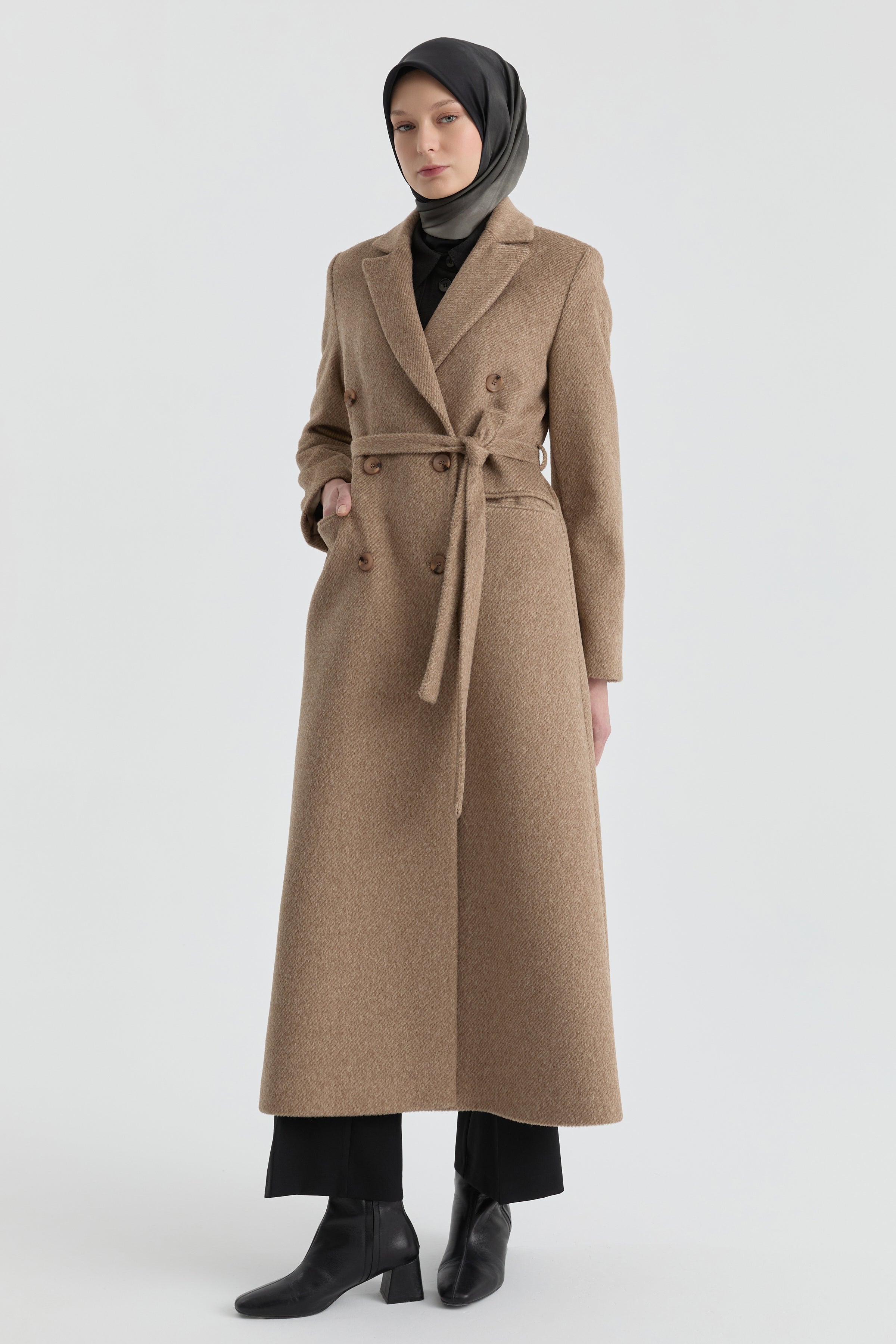 Kruvaze İnce Kuşaklı Kaban - Vizon TUGBA