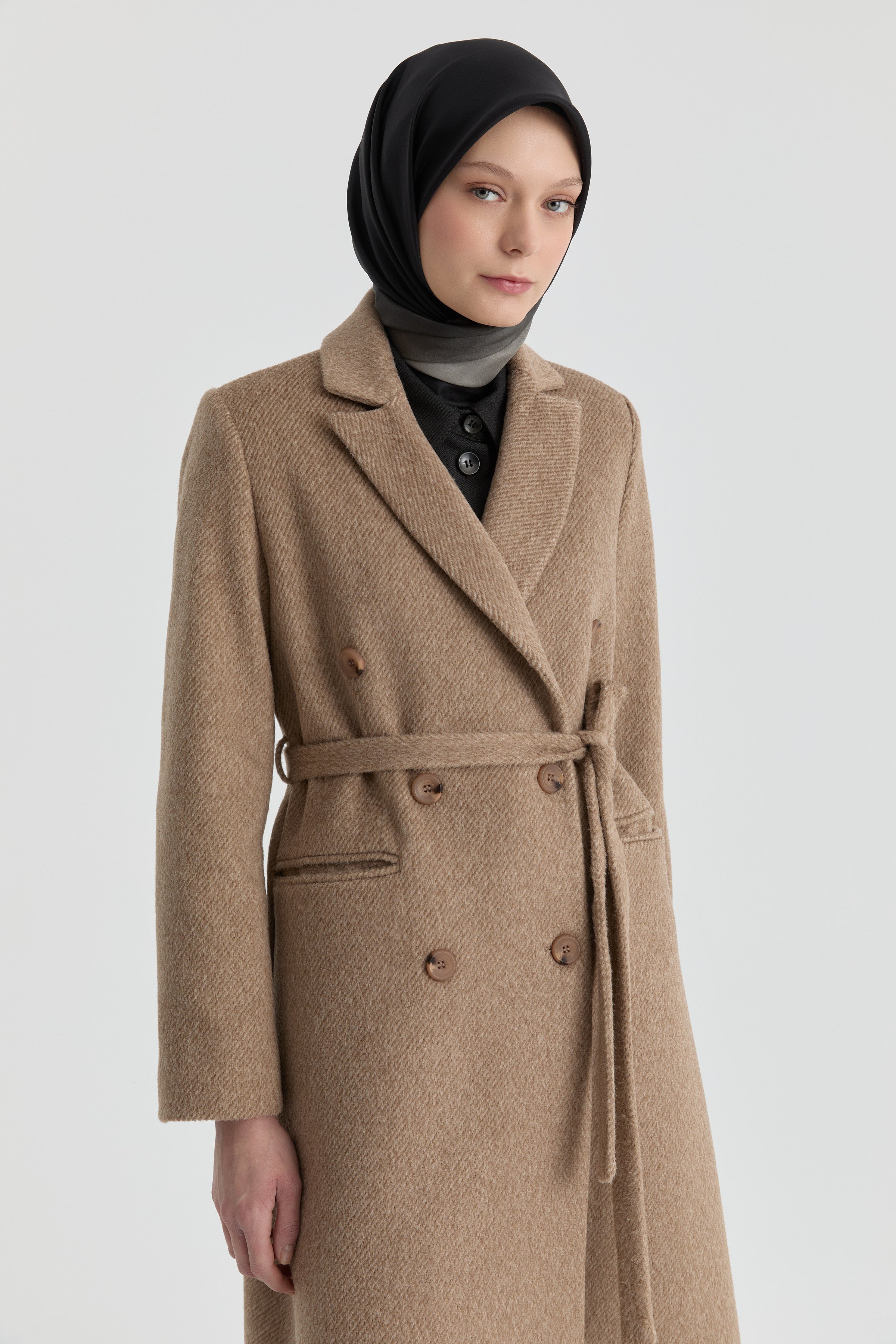 Kruvaze İnce Kuşaklı Kaban - Vizon TUGBA