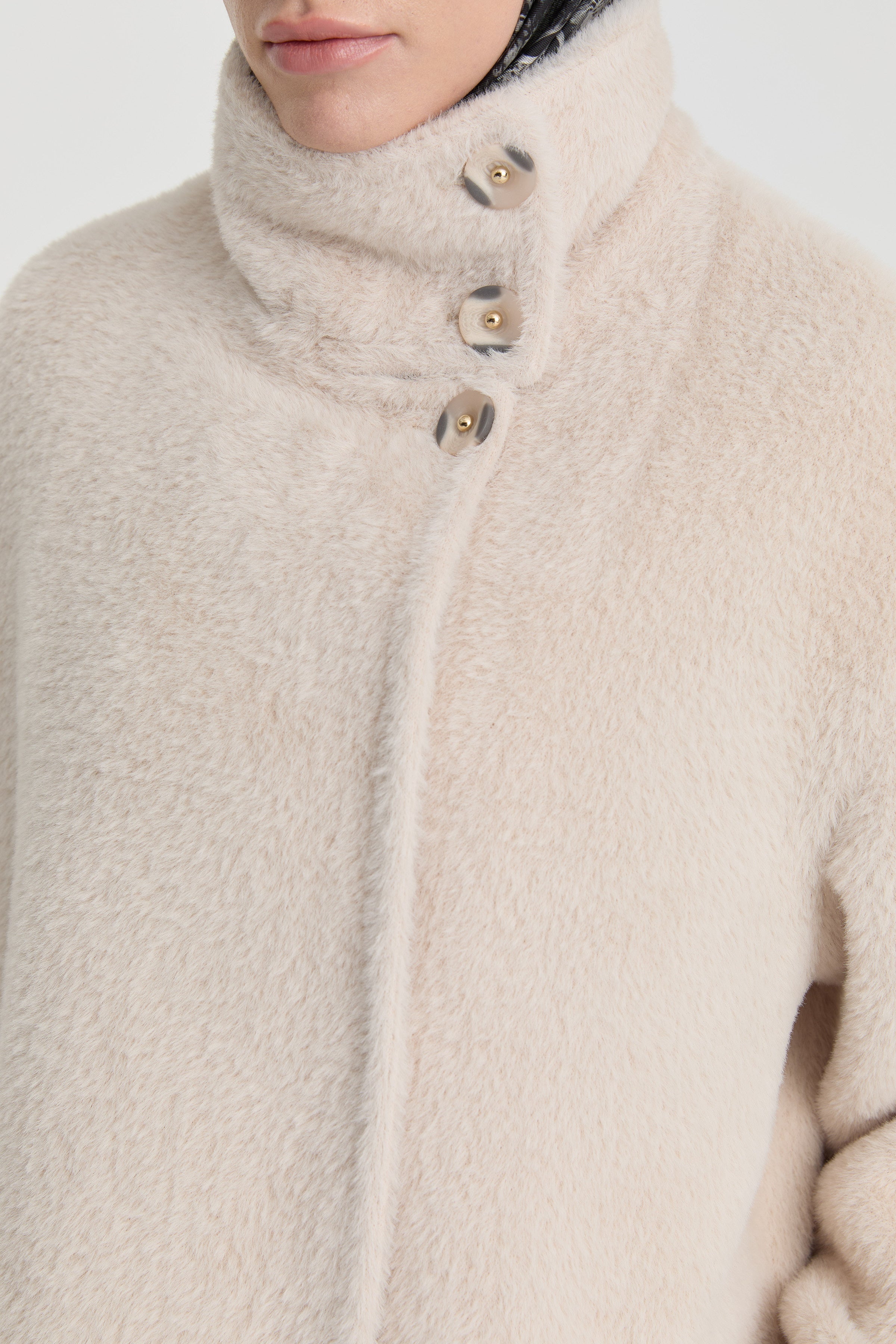 Dik Yakalı Mont - Bej TUGBA