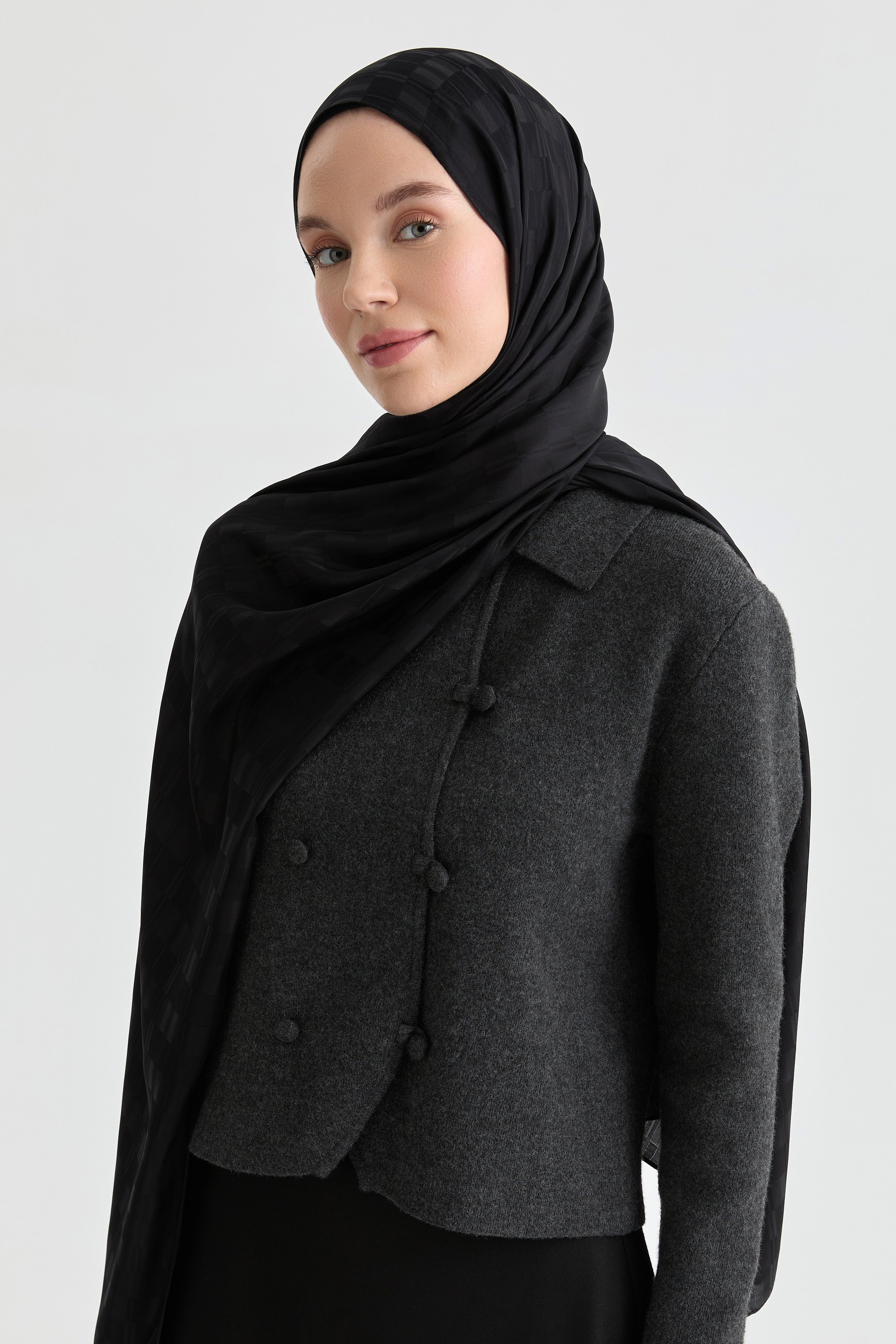 Erna Jakar Natural Şal - Siyah TUGBA