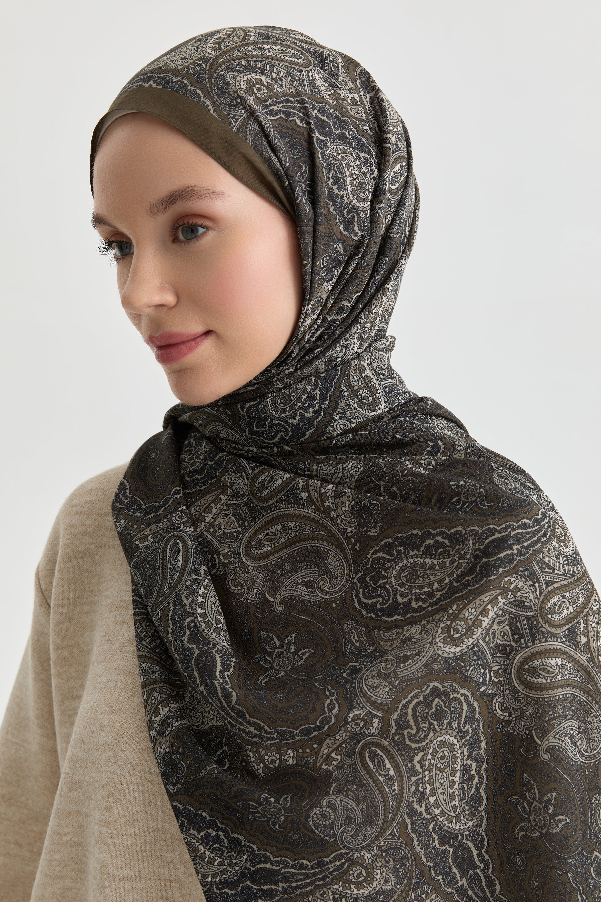 Dila Natural Şal - Haki TUGBA