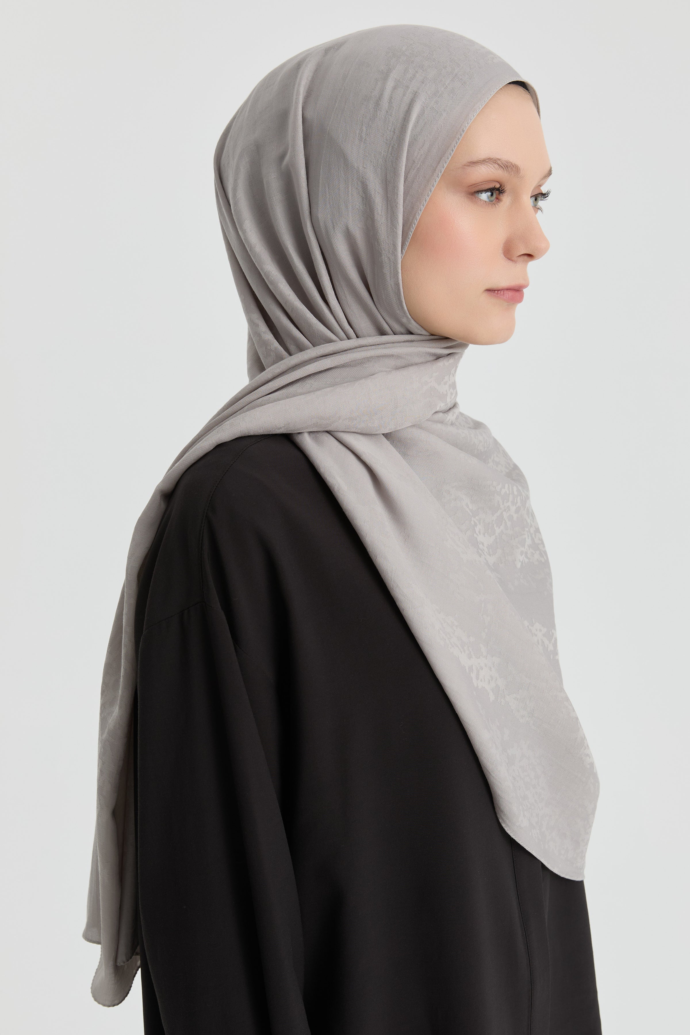 Efsun Jakar Şal - Gri TUGBA