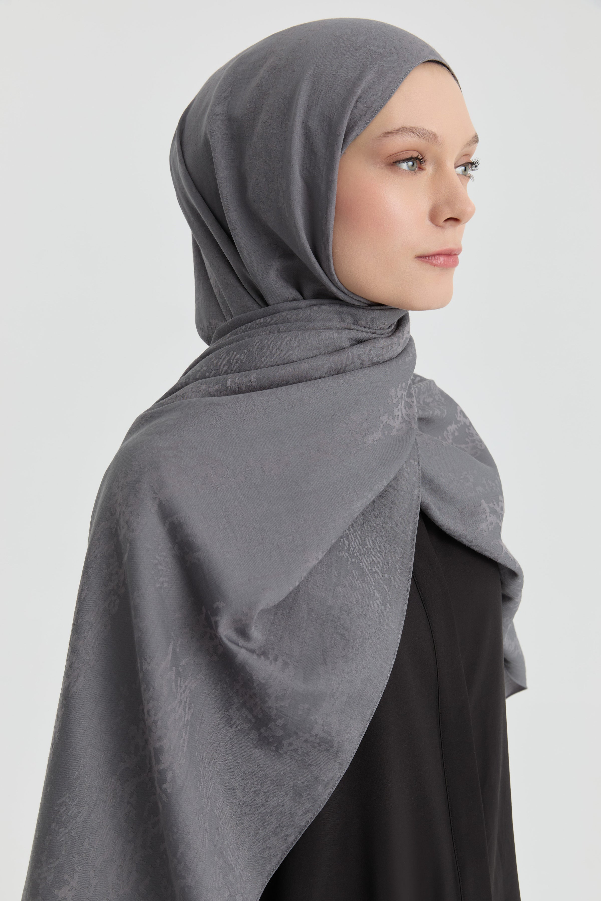 Efsun Jakar Şal - Antrasit TUGBA