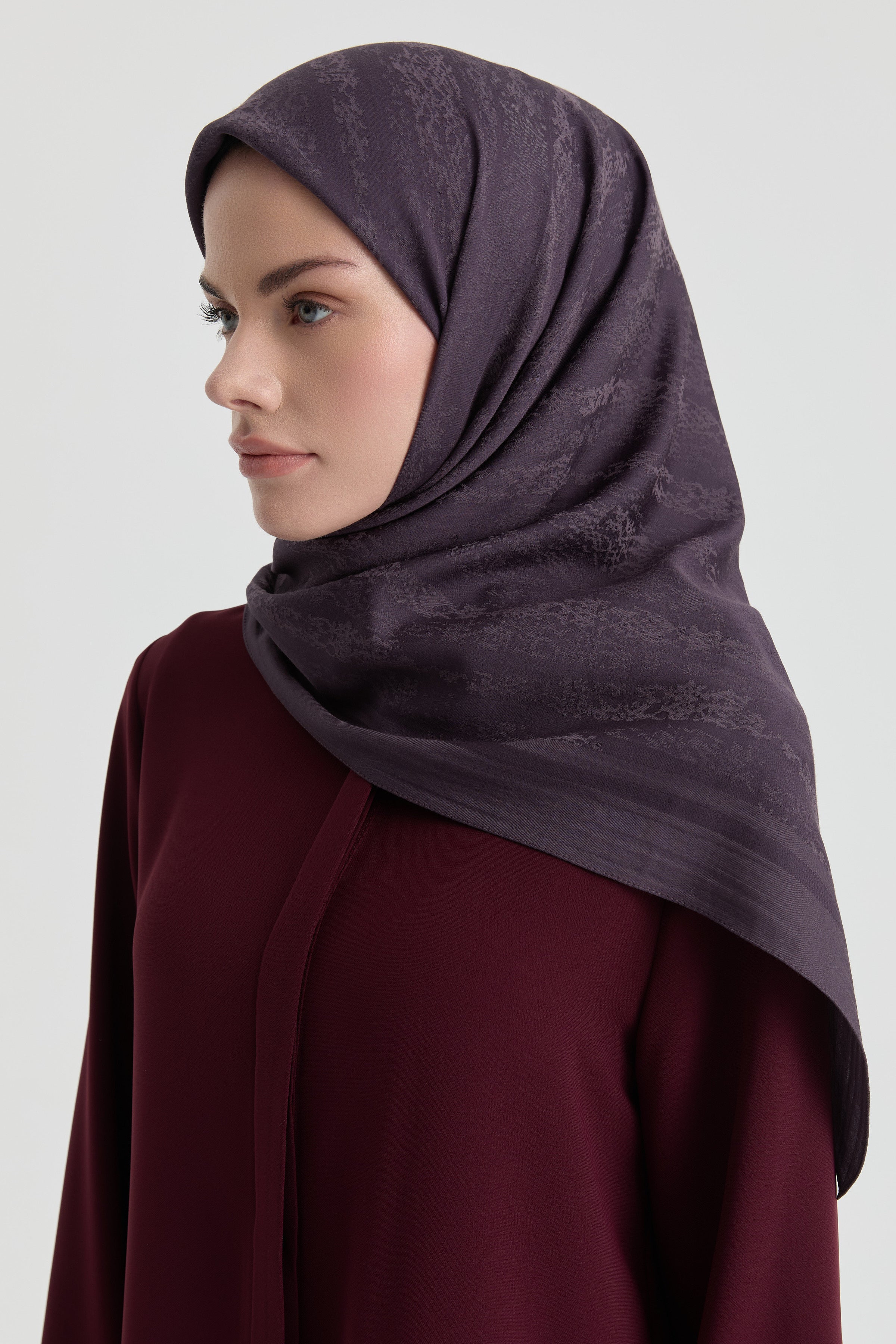 Efsun Jakar Eşarp - Mor TUGBA