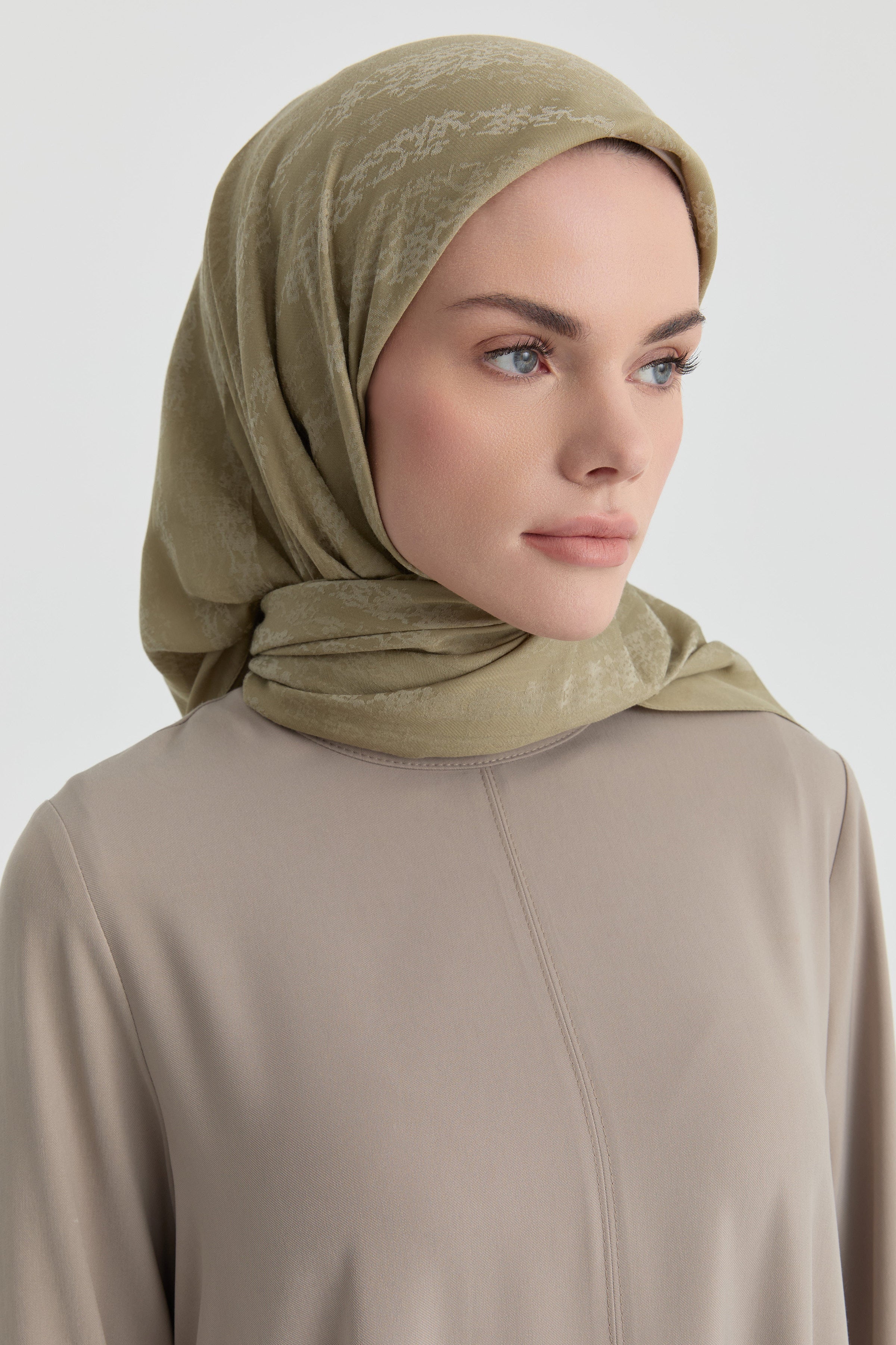 Efsun Jakar Eşarp - Çağla TUGBA