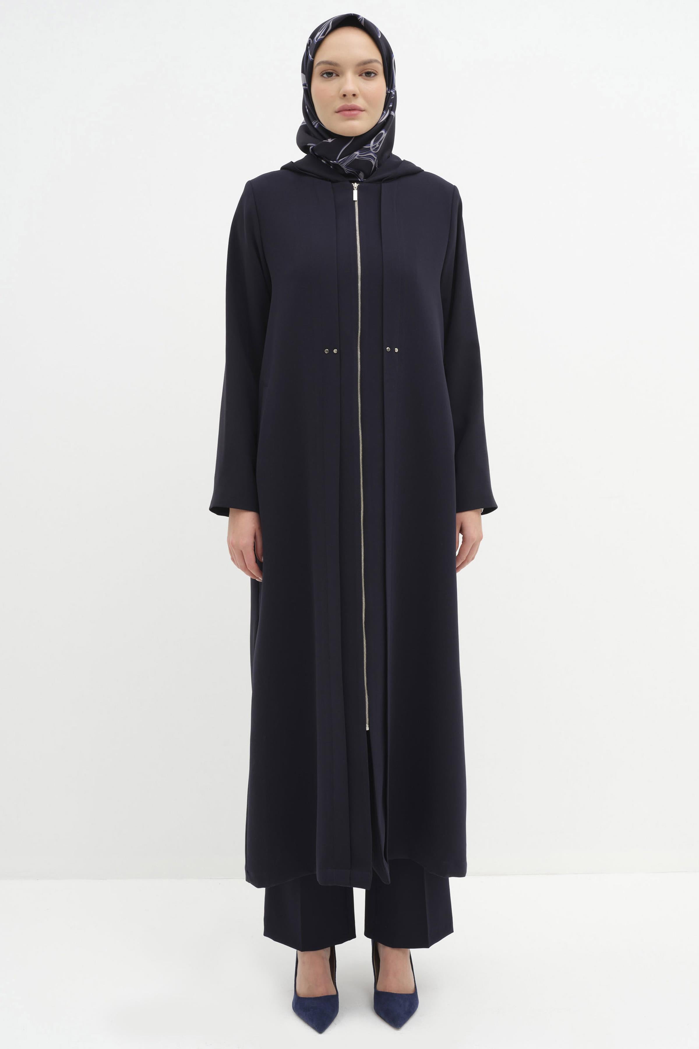 Aller Detaylı Kapüşonlu Ferace - Lacivert TUGBA