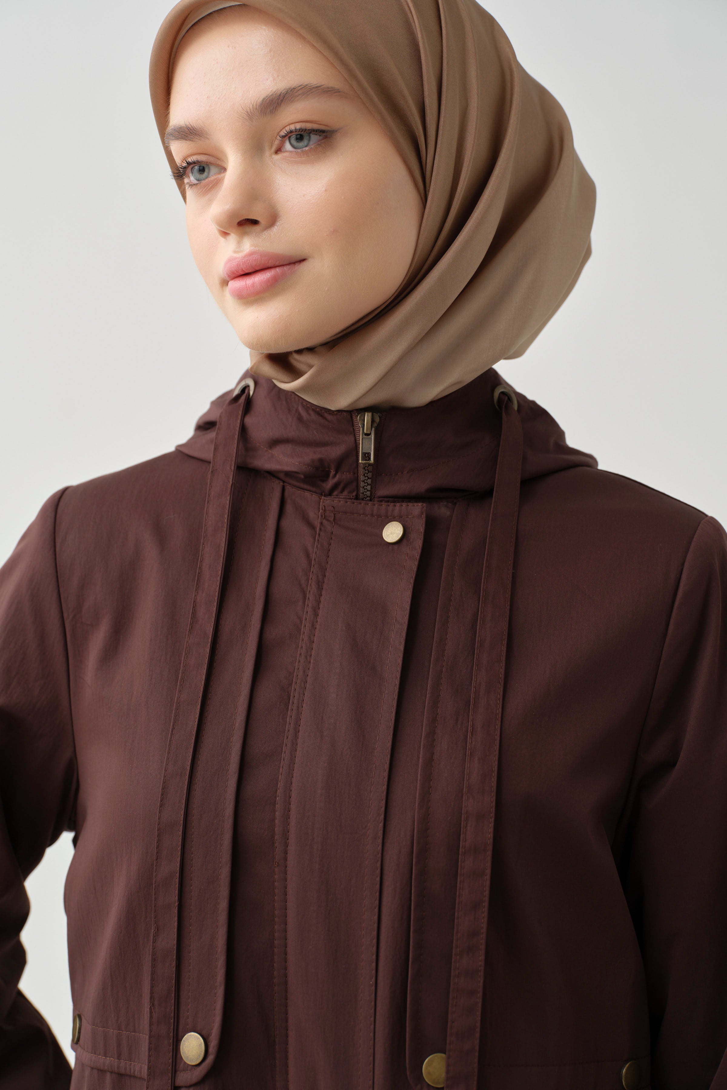 Aller Detaylı Kapüşonlu Pardesü - Kahve TUGBA