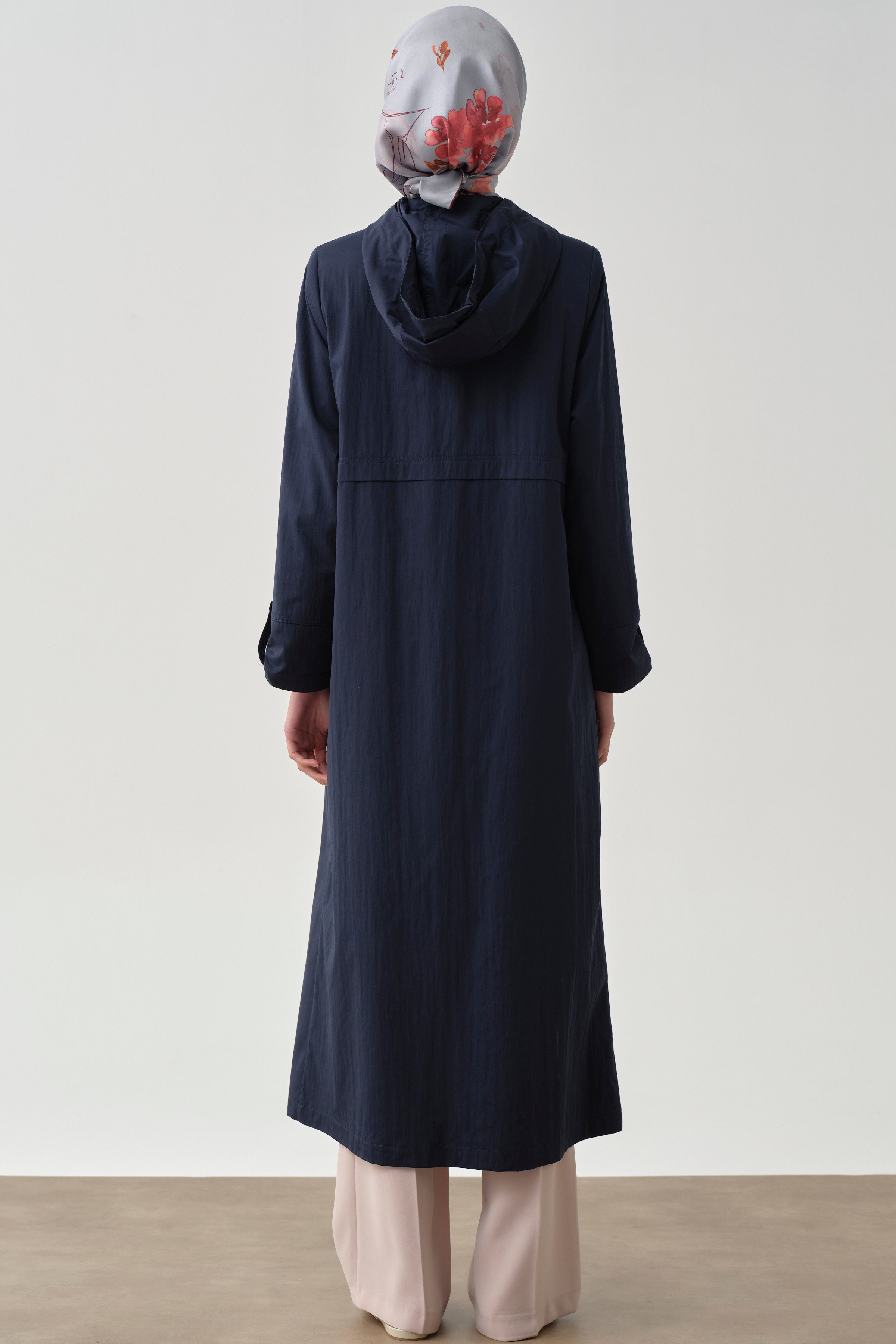 Aller Detaylı Kapüşonlu Pardesü - Lacivert TUGBA