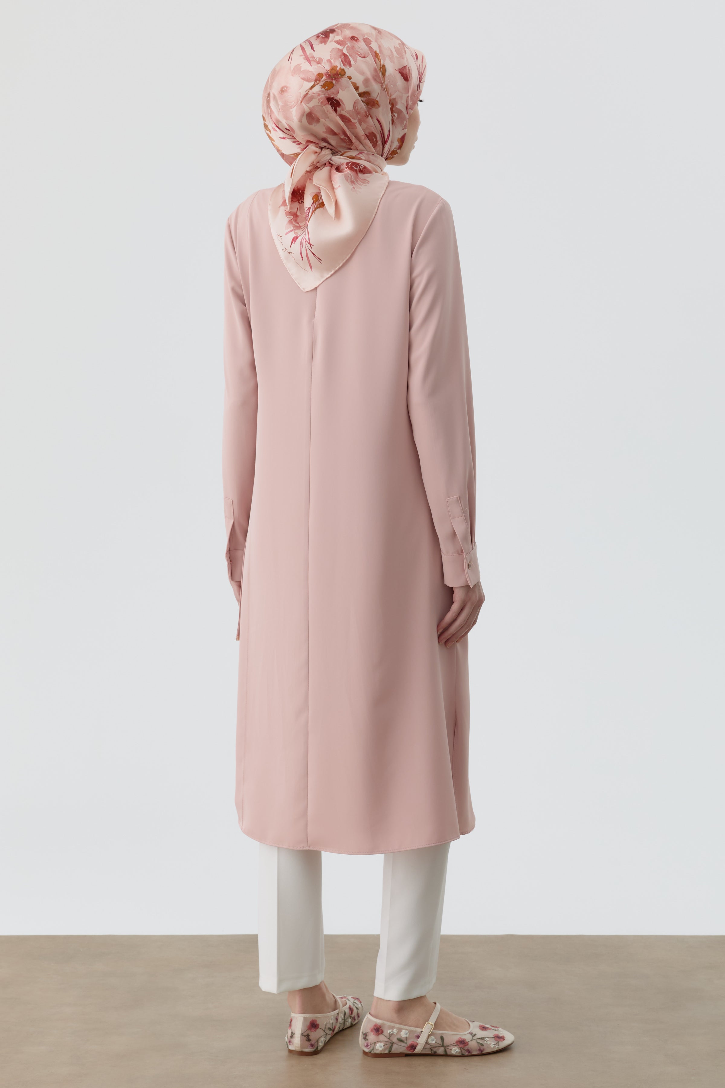 Aller Detaylı Yan Bağlamalı Tunik - Pudra TUGBA